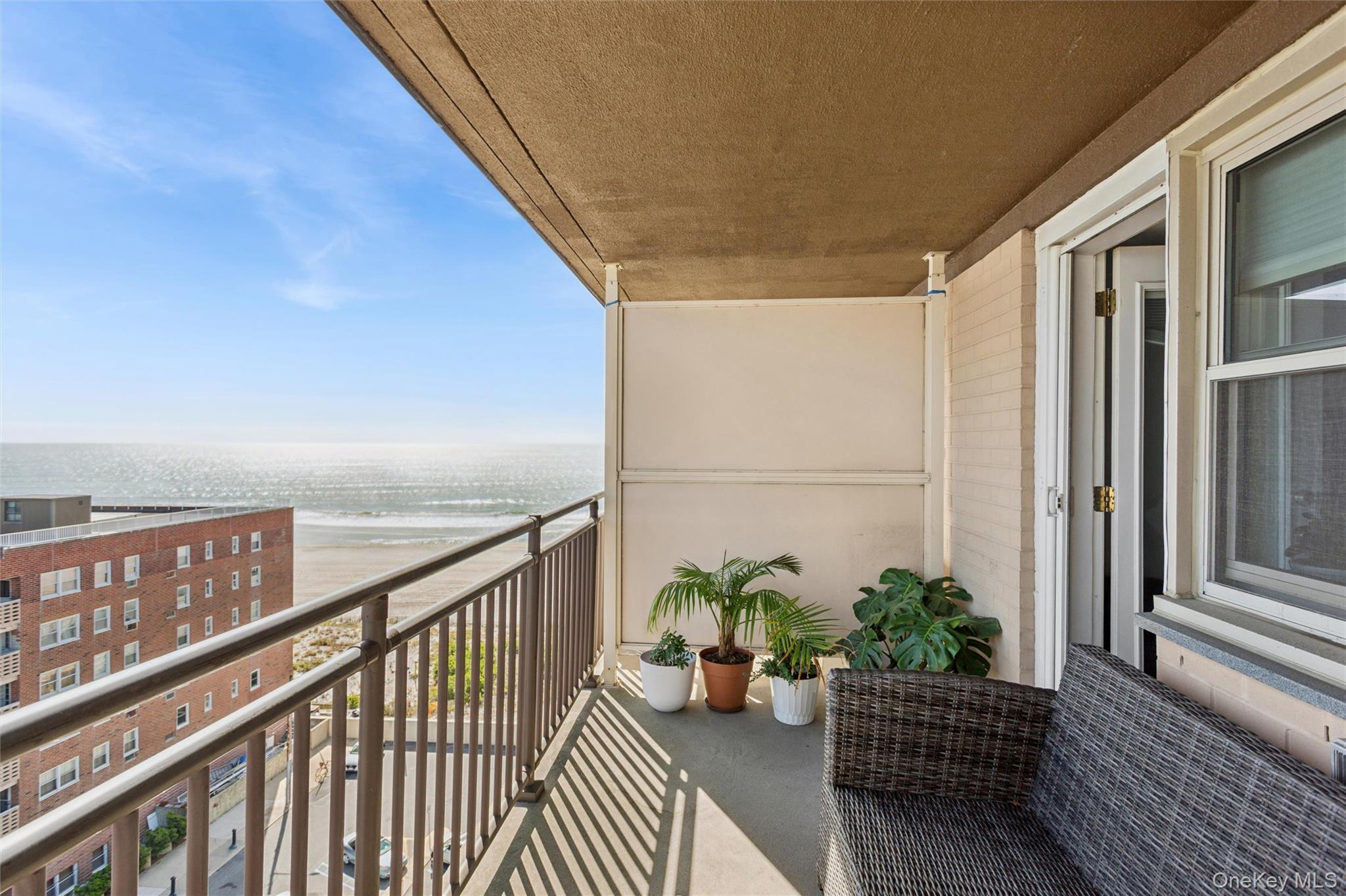 25 Neptune Boulevard # 9S, Long Beach, NY 11561