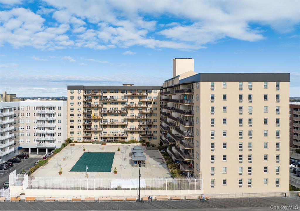 25 Neptune Boulevard # 9S, Long Beach, NY 11561