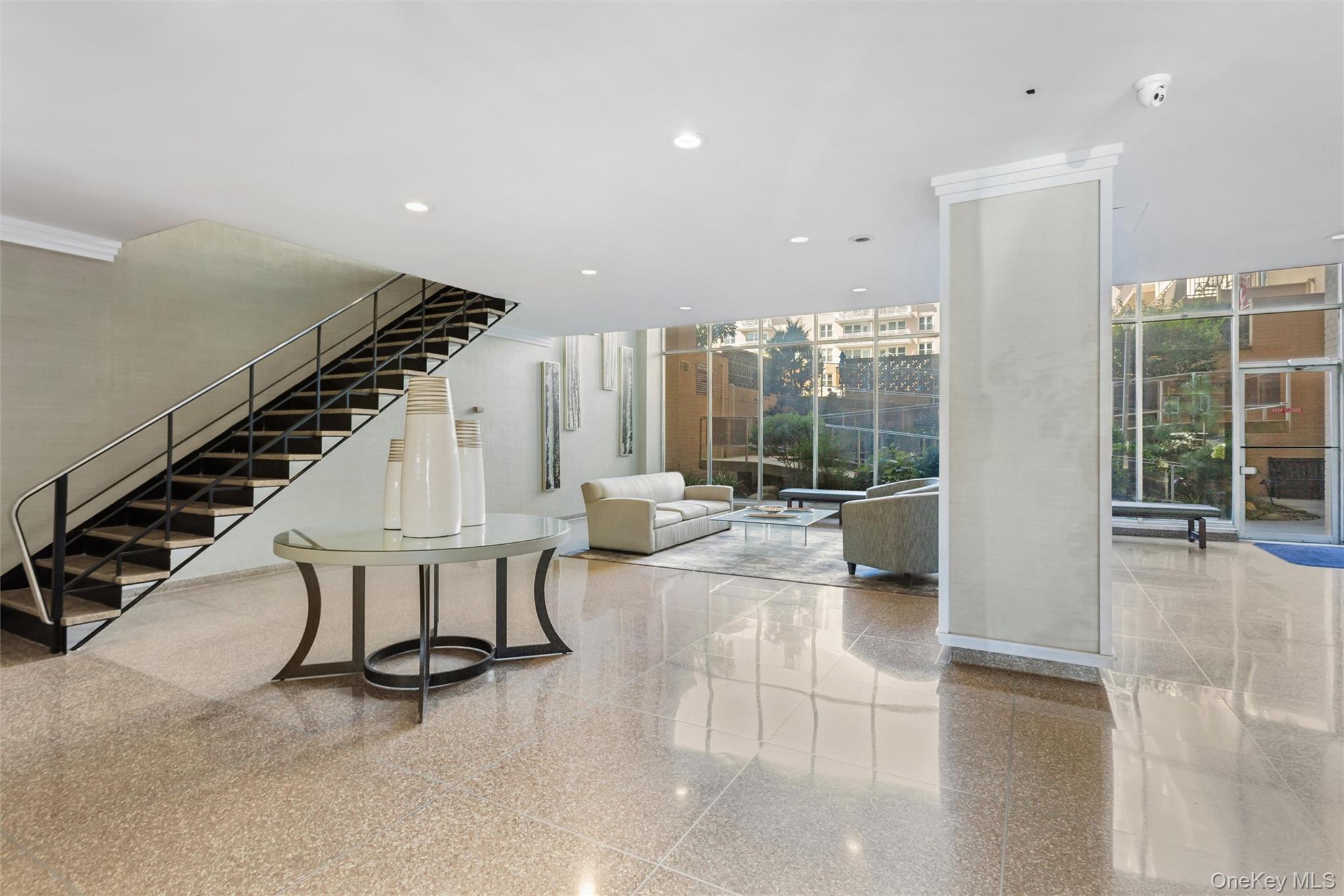 25 Neptune Boulevard # 9S, Long Beach, NY 11561