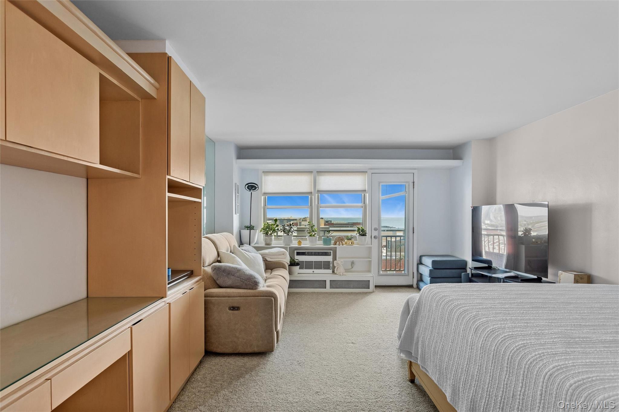 25 Neptune Boulevard # 9S, Long Beach, NY 11561