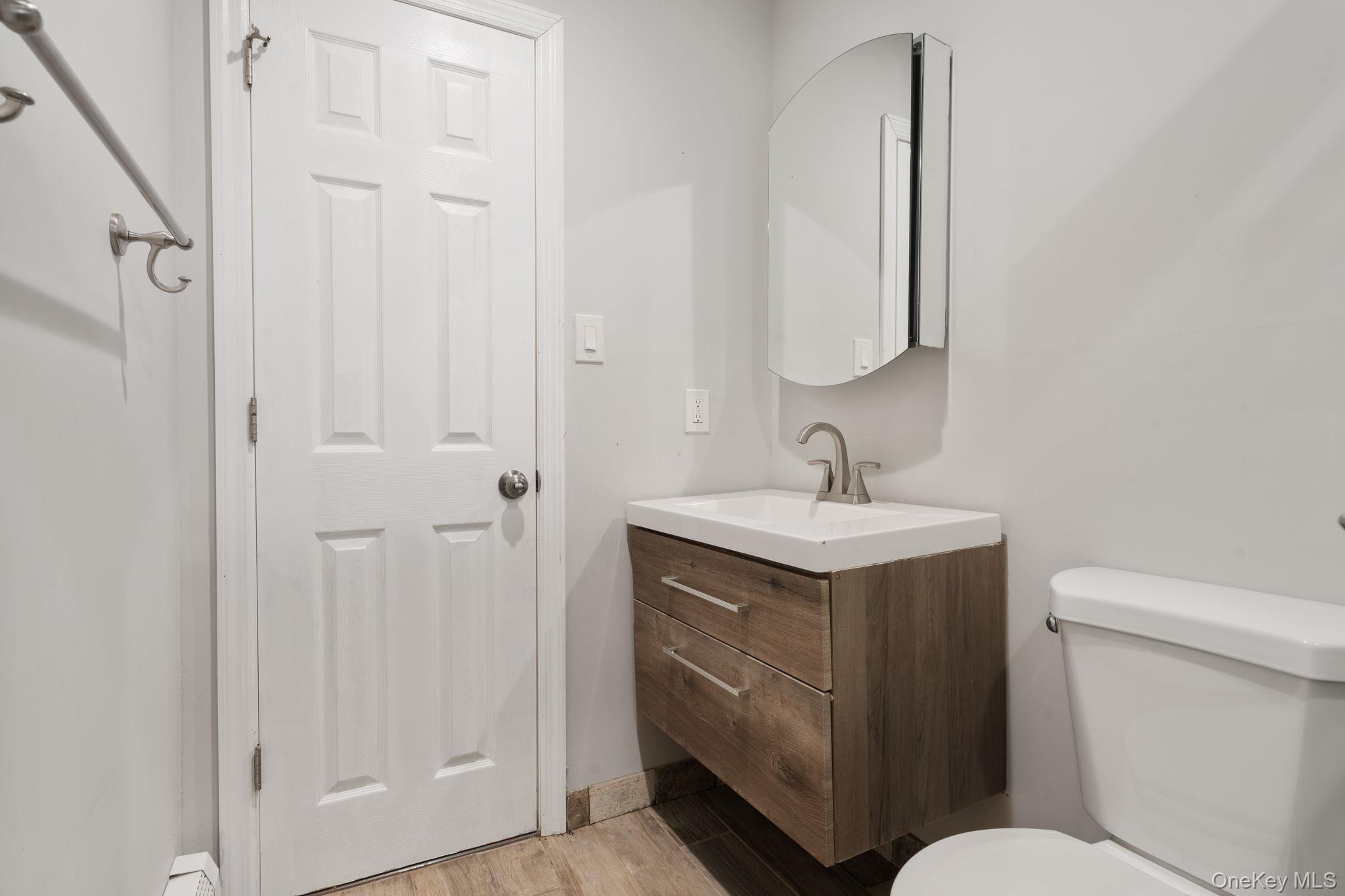 1040 Donna Court, Baldwin, NY 11510