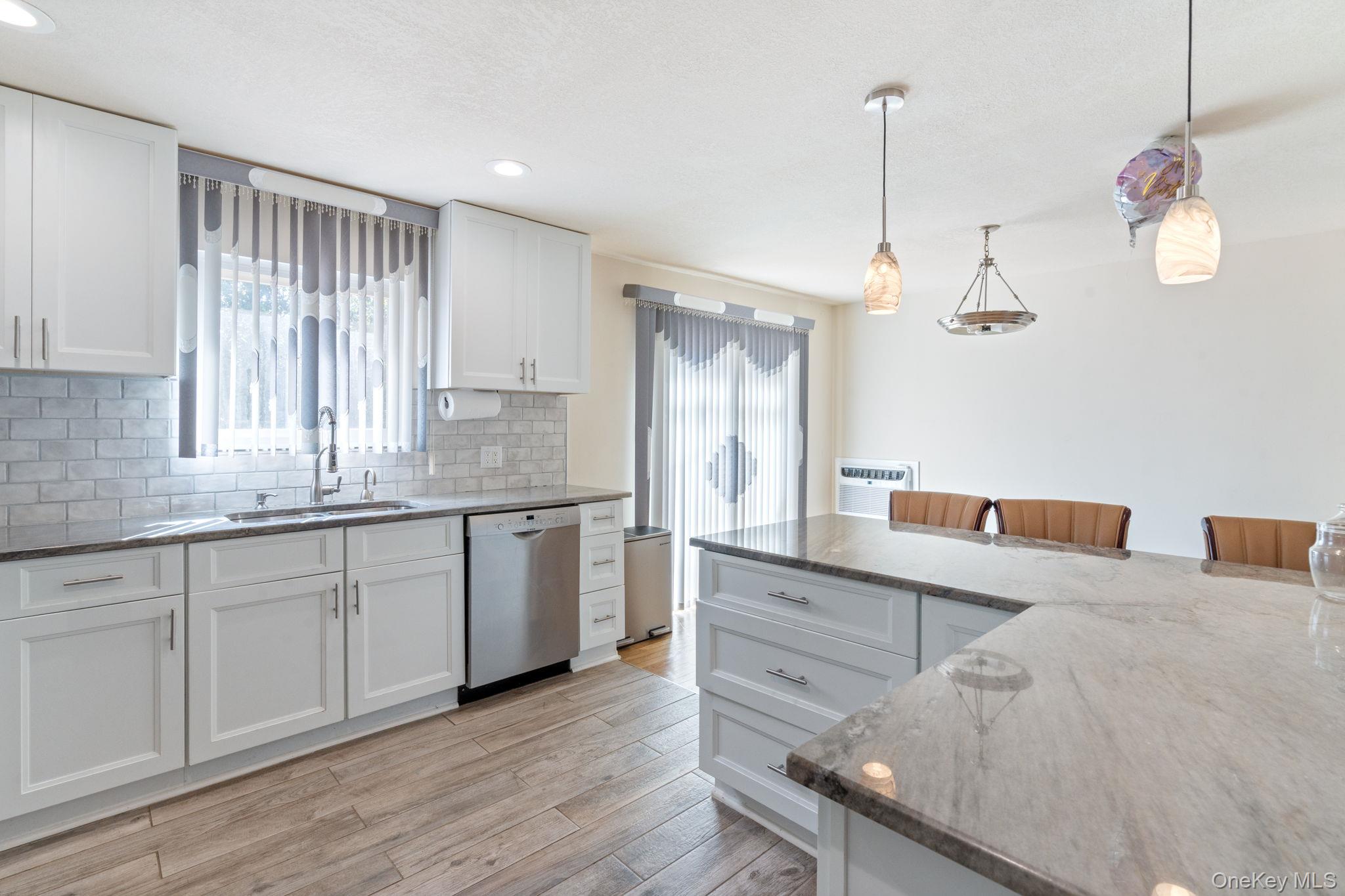 1040 Donna Court, Baldwin, NY 11510