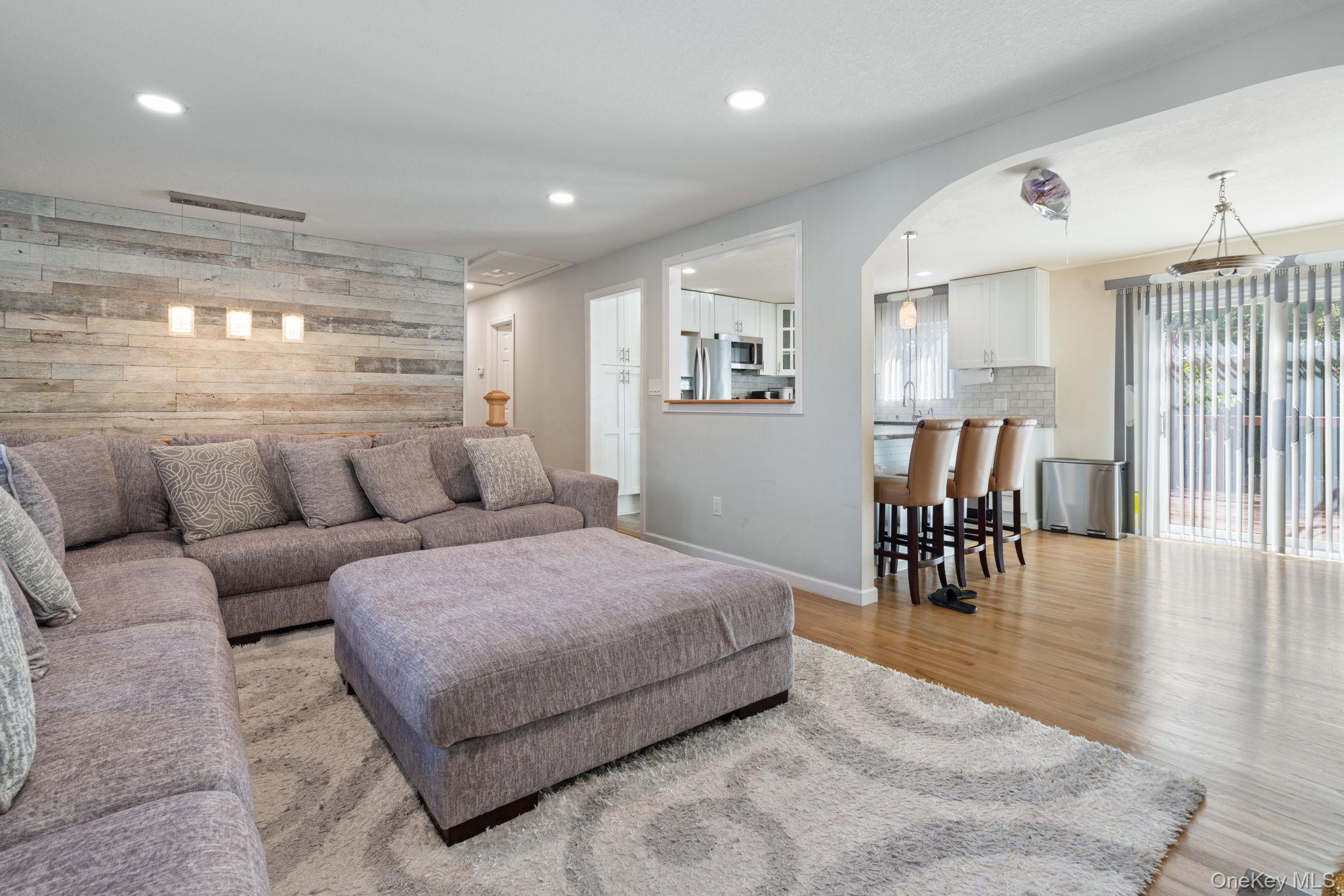 1040 Donna Court, Baldwin, NY 11510