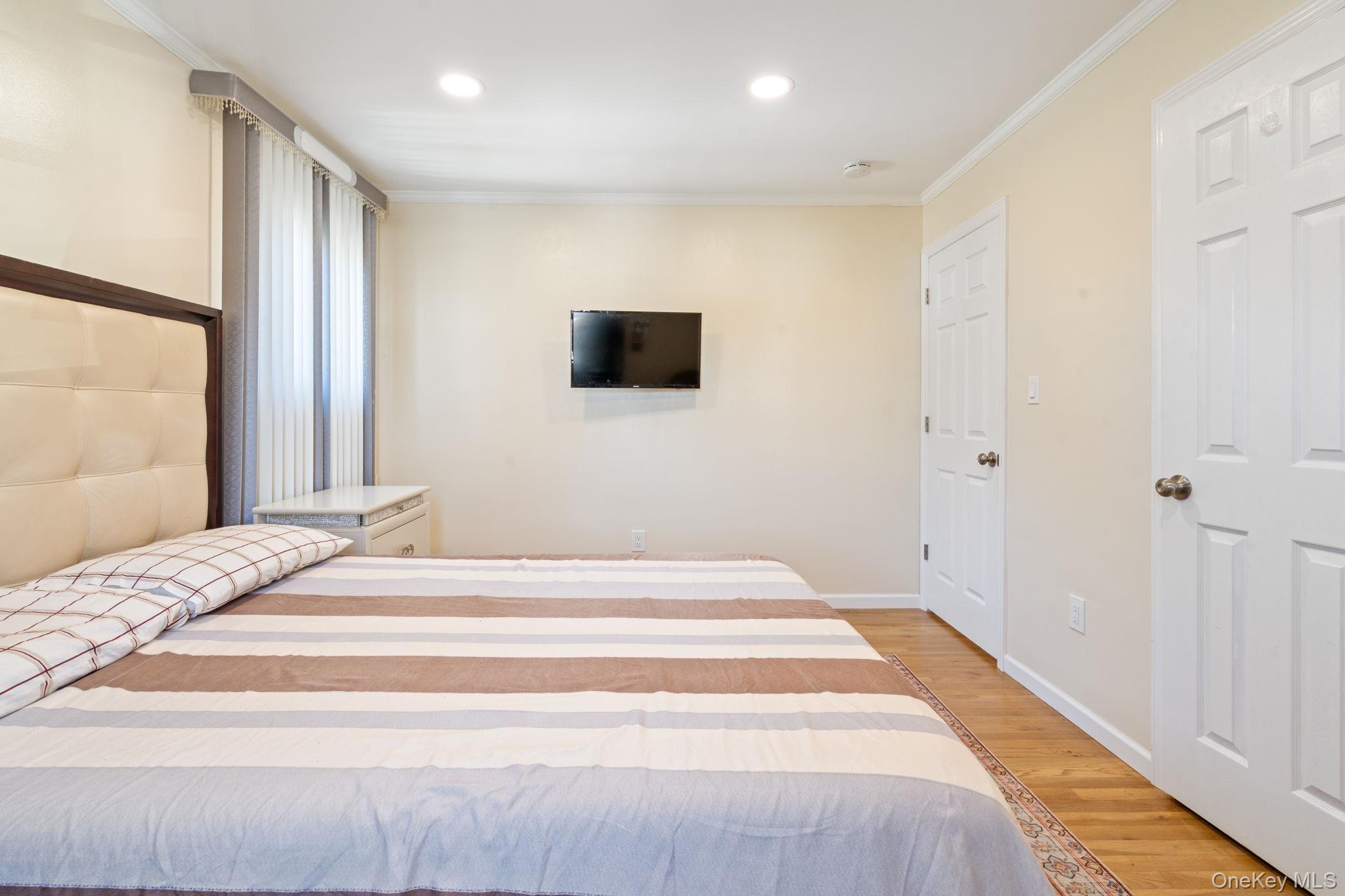 1040 Donna Court, Baldwin, NY 11510