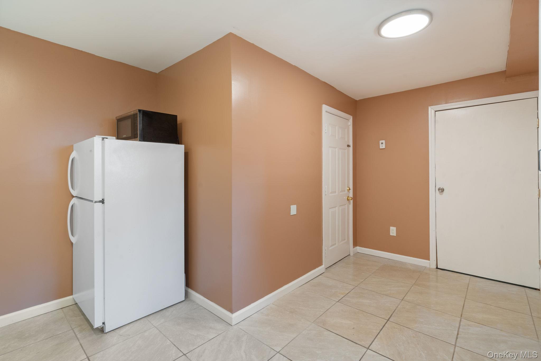 1040 Donna Court, Baldwin, NY 11510