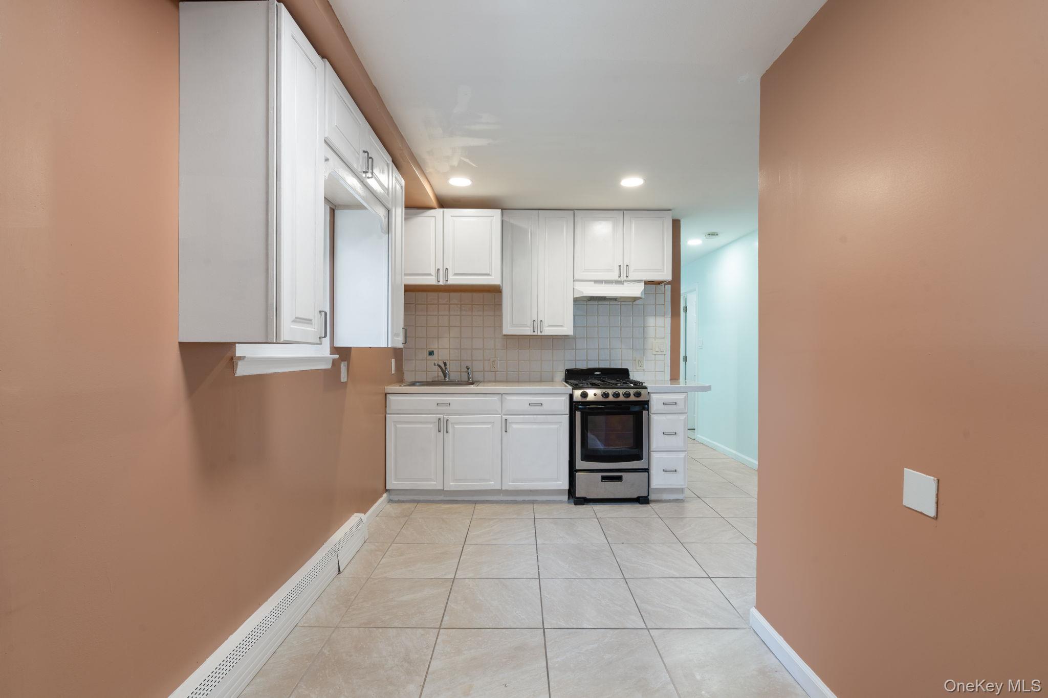 1040 Donna Court, Baldwin, NY 11510