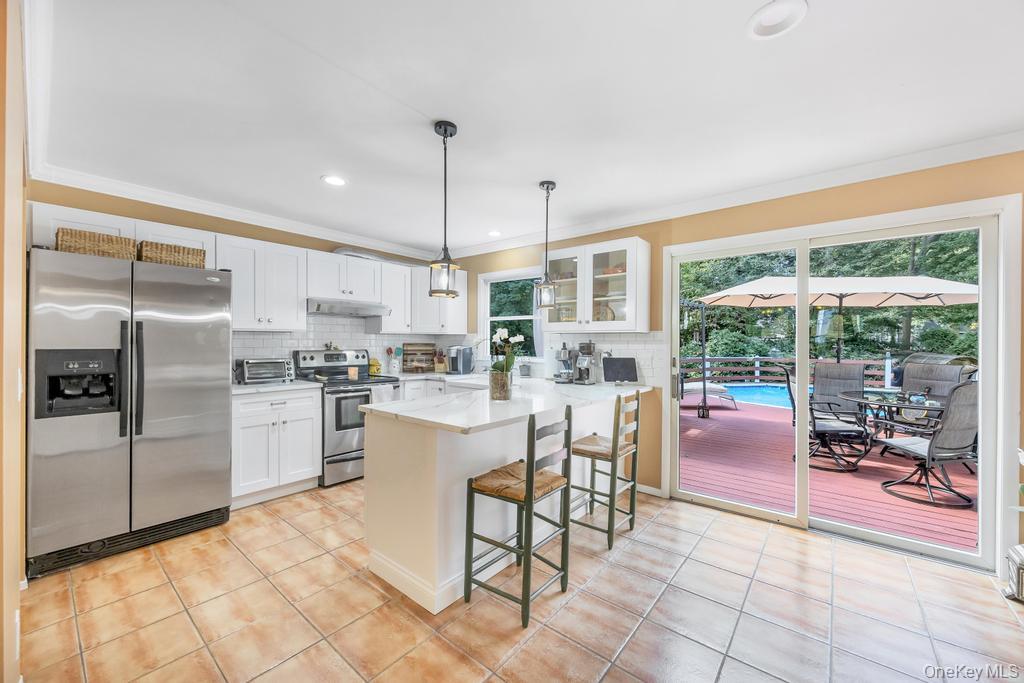 46 -4 Oak Street # A, Centereach, NY 11720