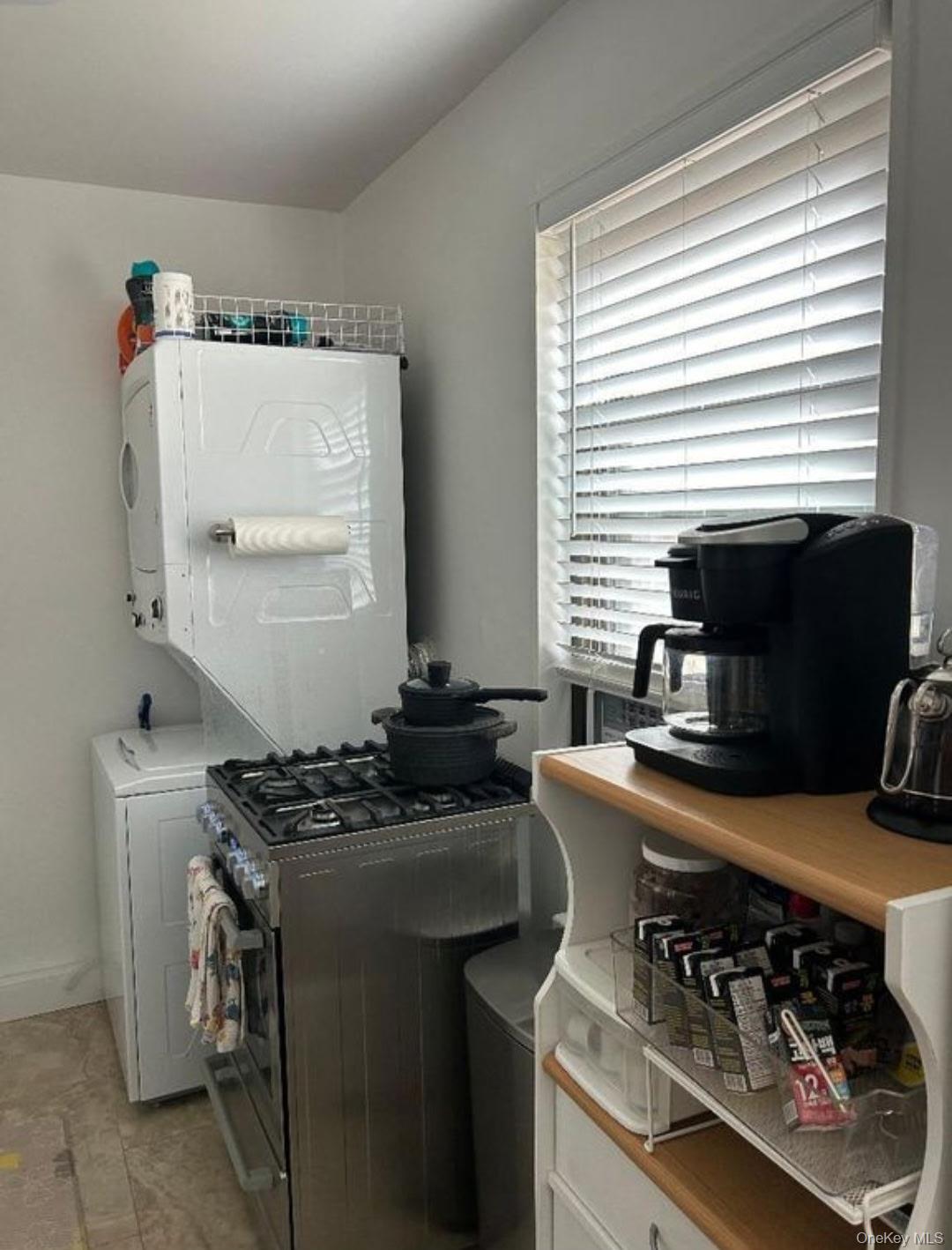 199-05 21st Ave # 1st Floor, Whitestone, NY 11357