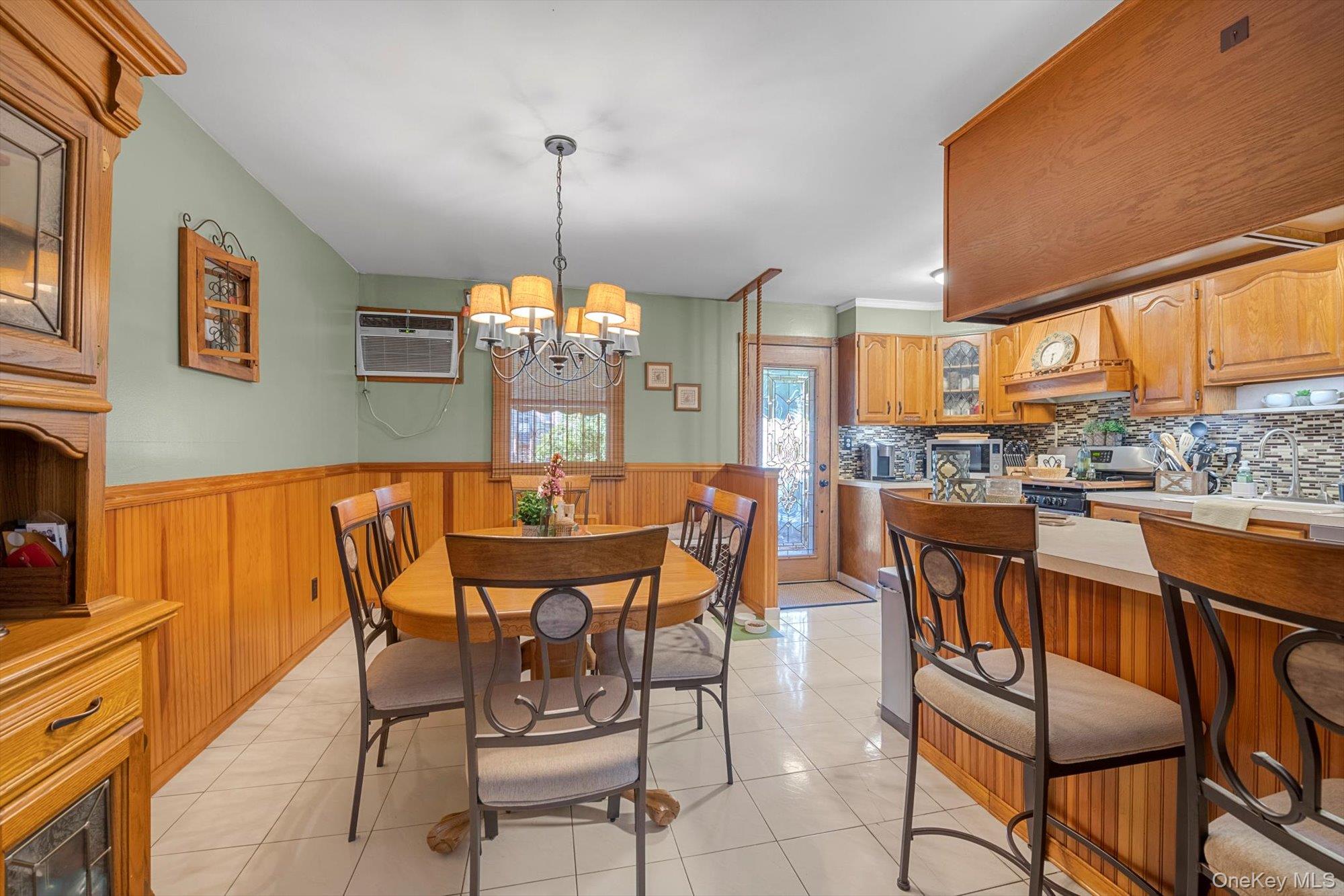 2433 Young Avenue, Bronx, NY 10469