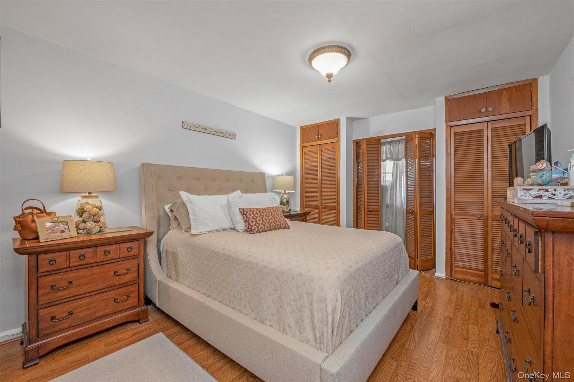 2433 Young Avenue, Bronx, NY 10469