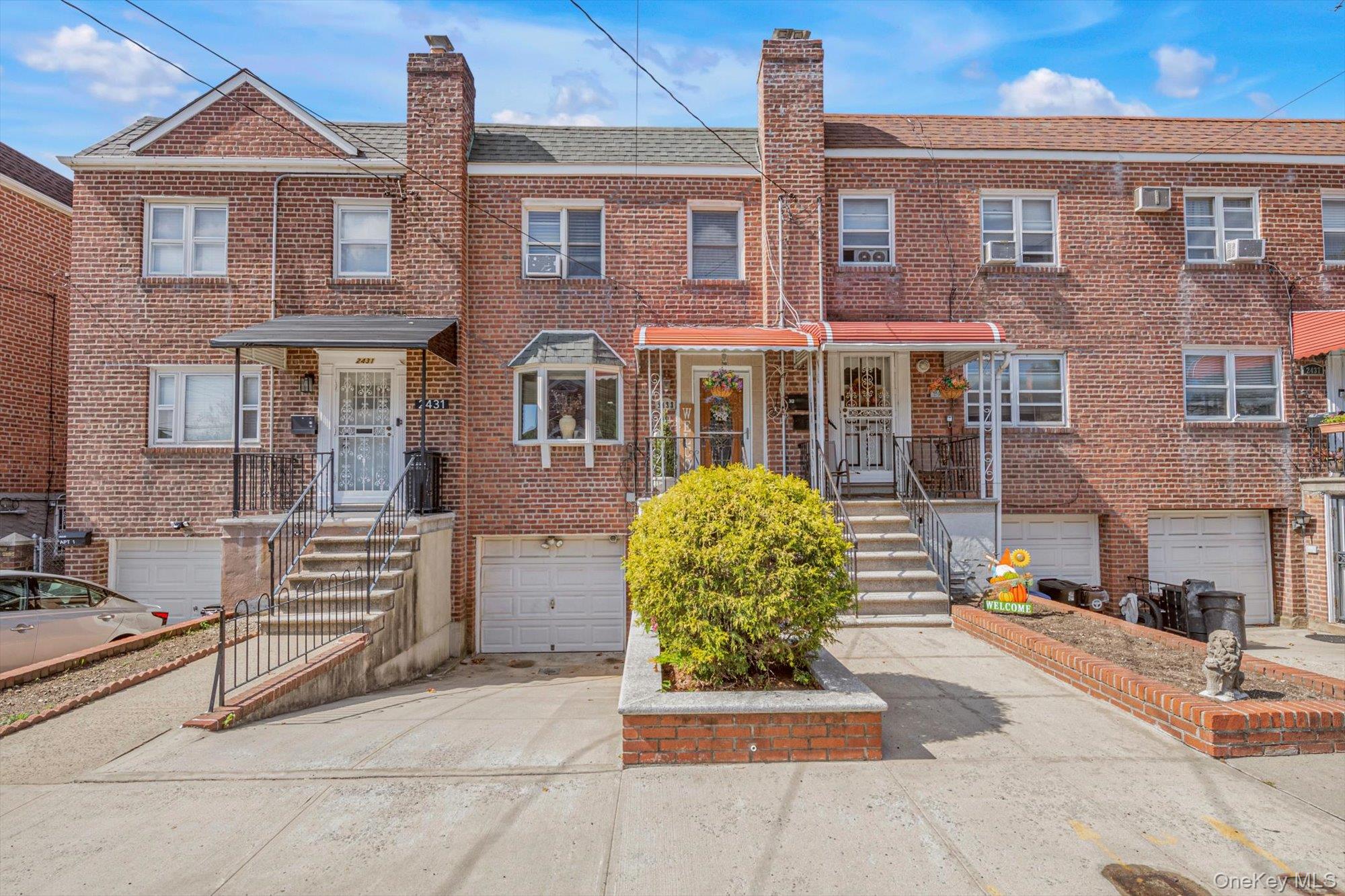 2433 Young Avenue, Bronx, NY 10469