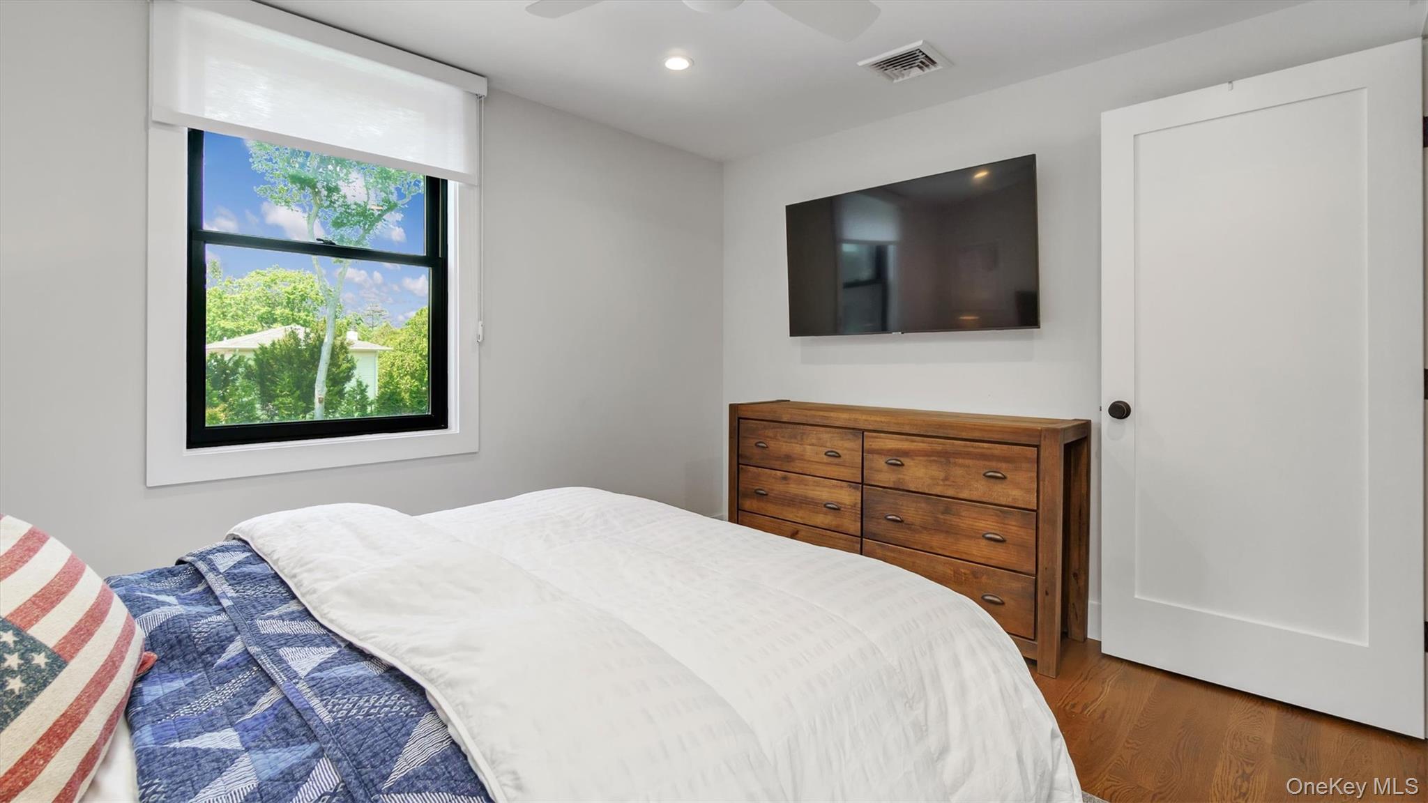 99 Beach Road, Westhampton Beach, NY 11978