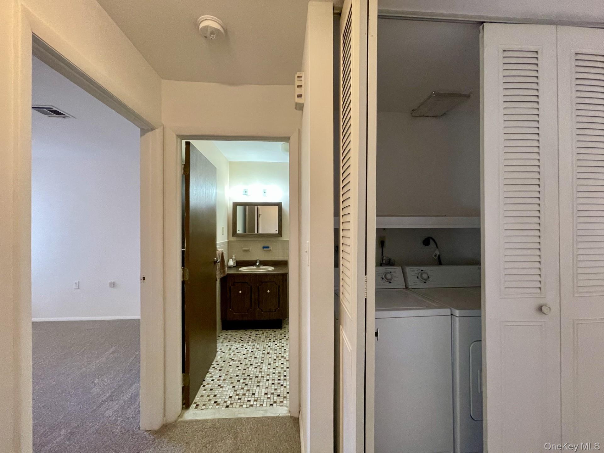 323 Brownfield Drive, Ridge, NY 11961