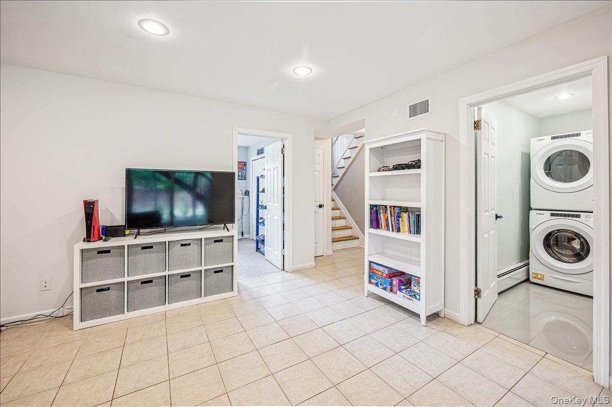 69 Carolina Drive, New City, NY 10956