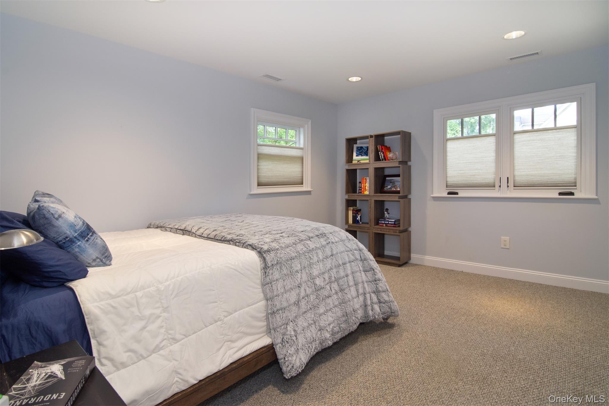 27 Hawthorne Way, Hartsdale, NY 10530