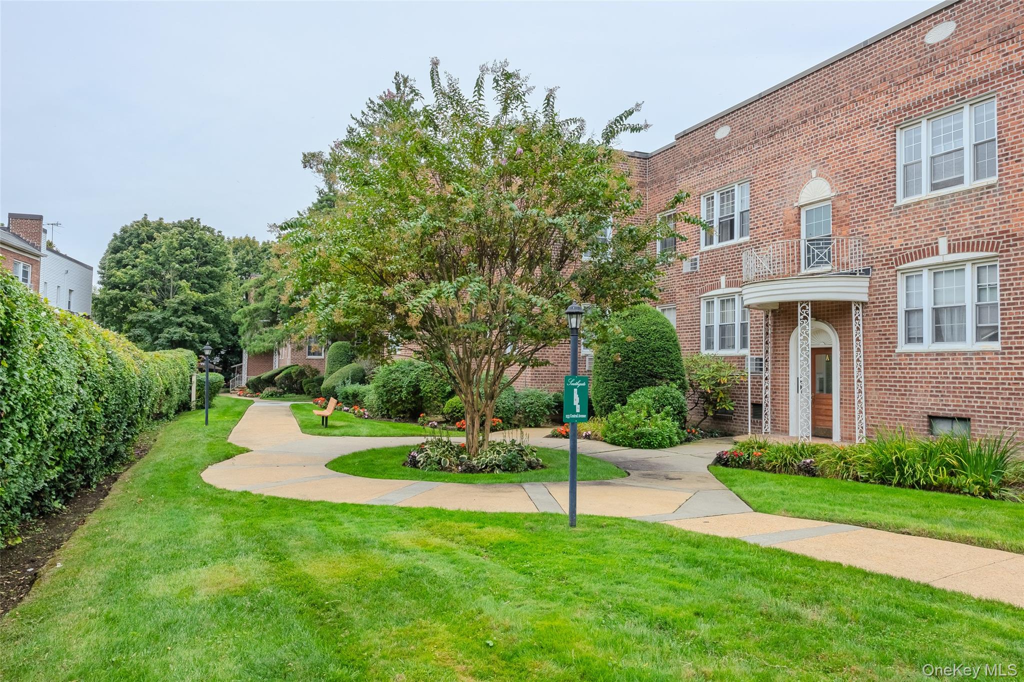 255 Central Avenue # 209 C, Lawrence, NY 11559