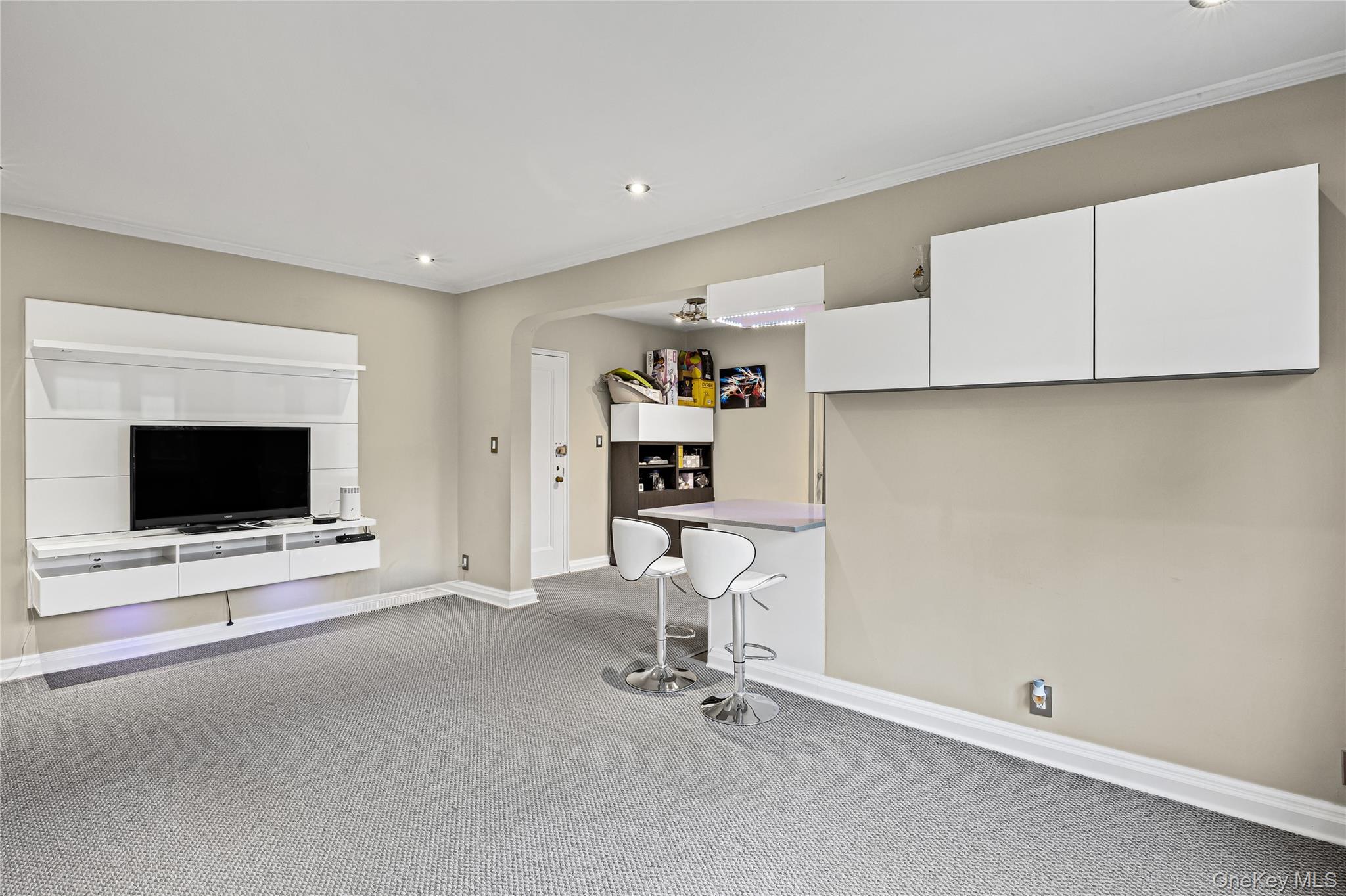 255 Central Avenue # 209 C, Lawrence, NY 11559