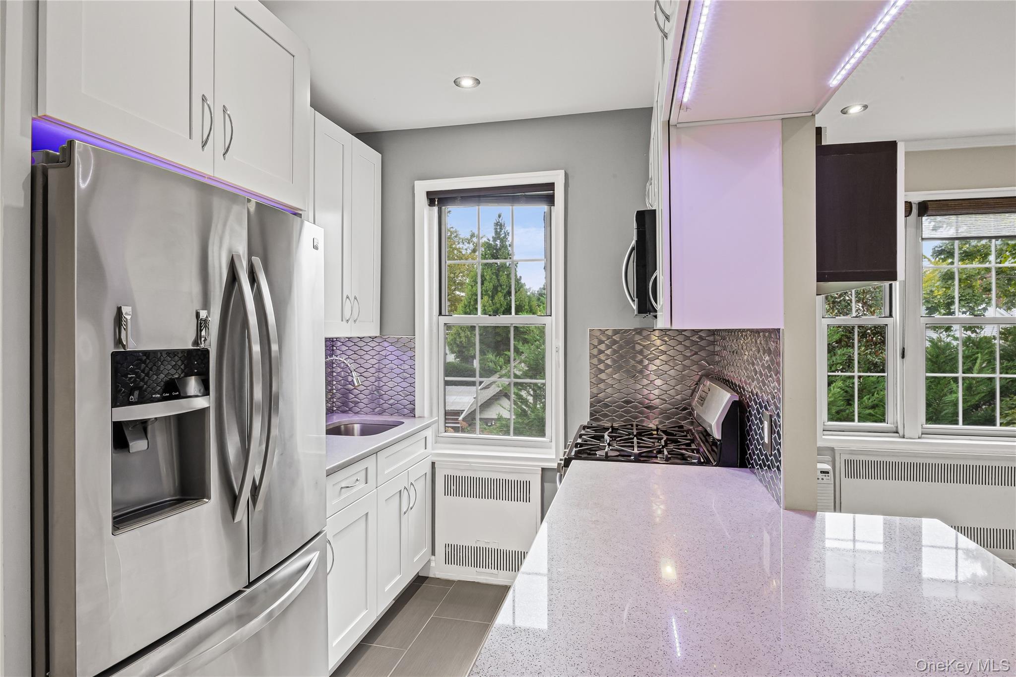 255 Central Avenue # 209 C, Lawrence, NY 11559