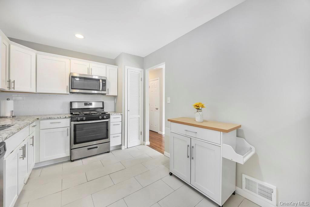 191 Bergen Street, Port Jefferson Station, NY 11776