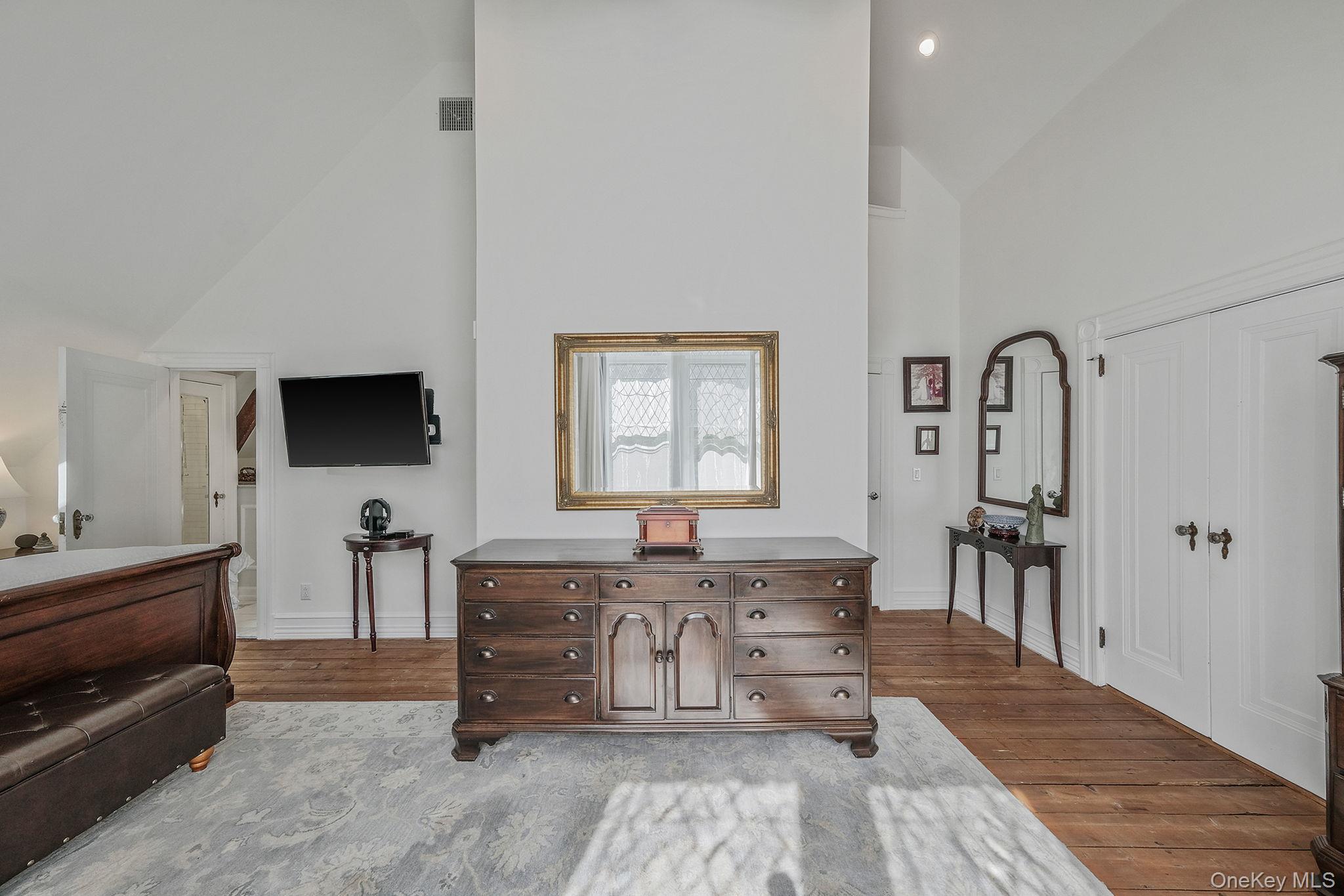 50 O'Connell Court, Great River, NY 11739