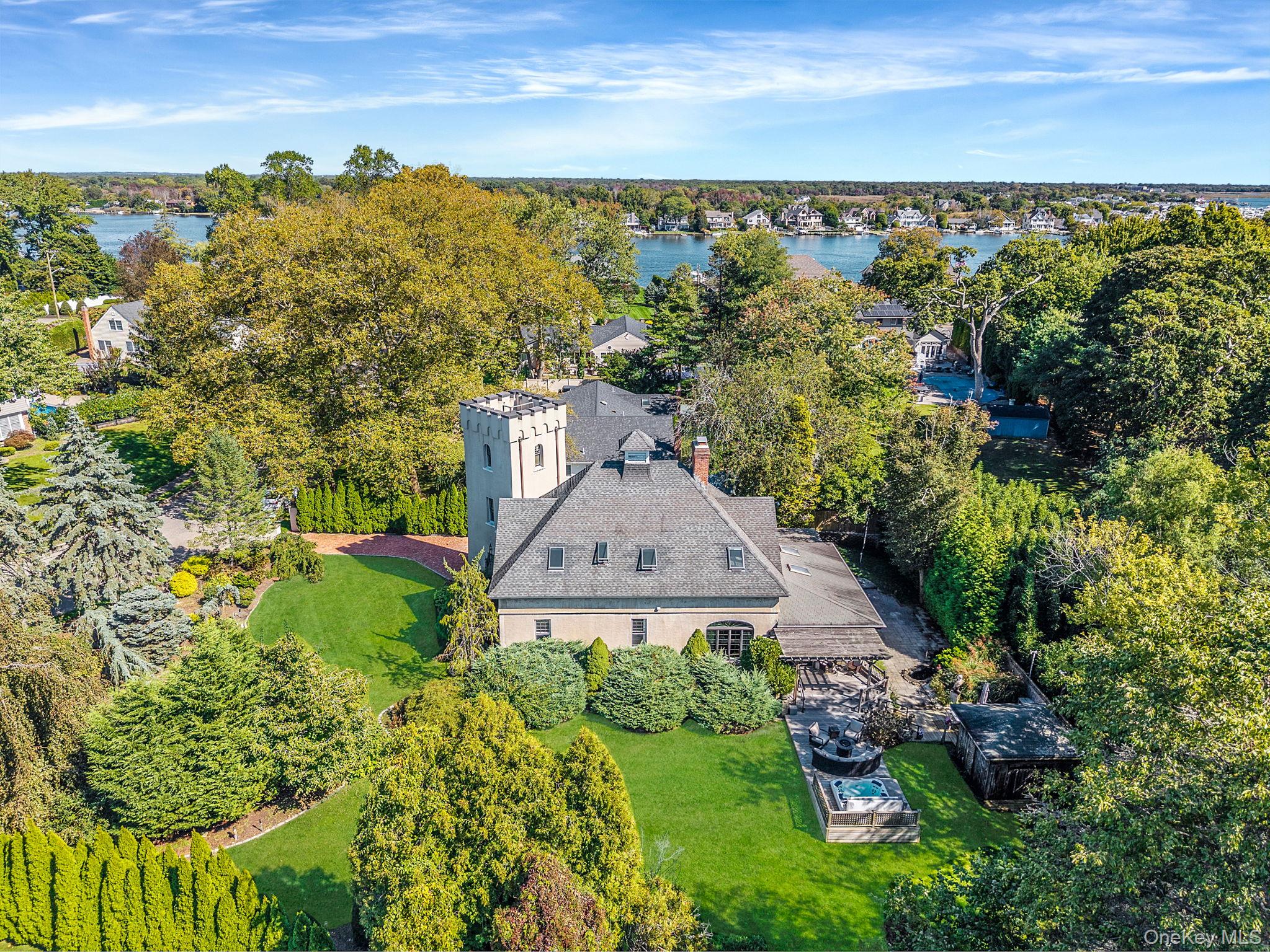 50 O'Connell Court, Great River, NY 11739