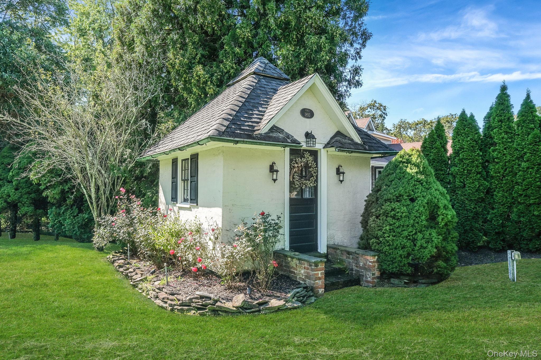 50 O'Connell Court, Great River, NY 11739