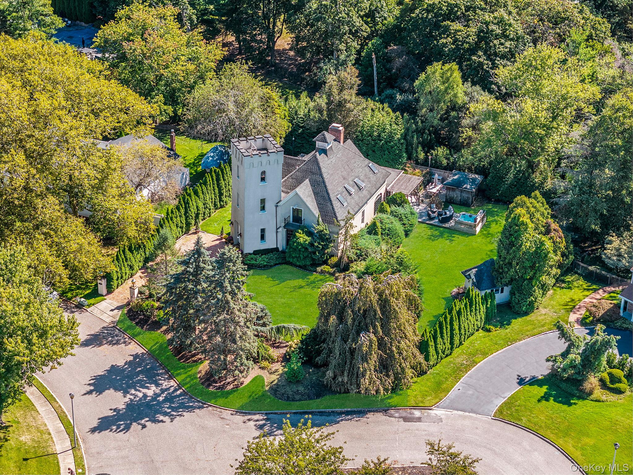 50 O'Connell Court, Great River, NY 11739