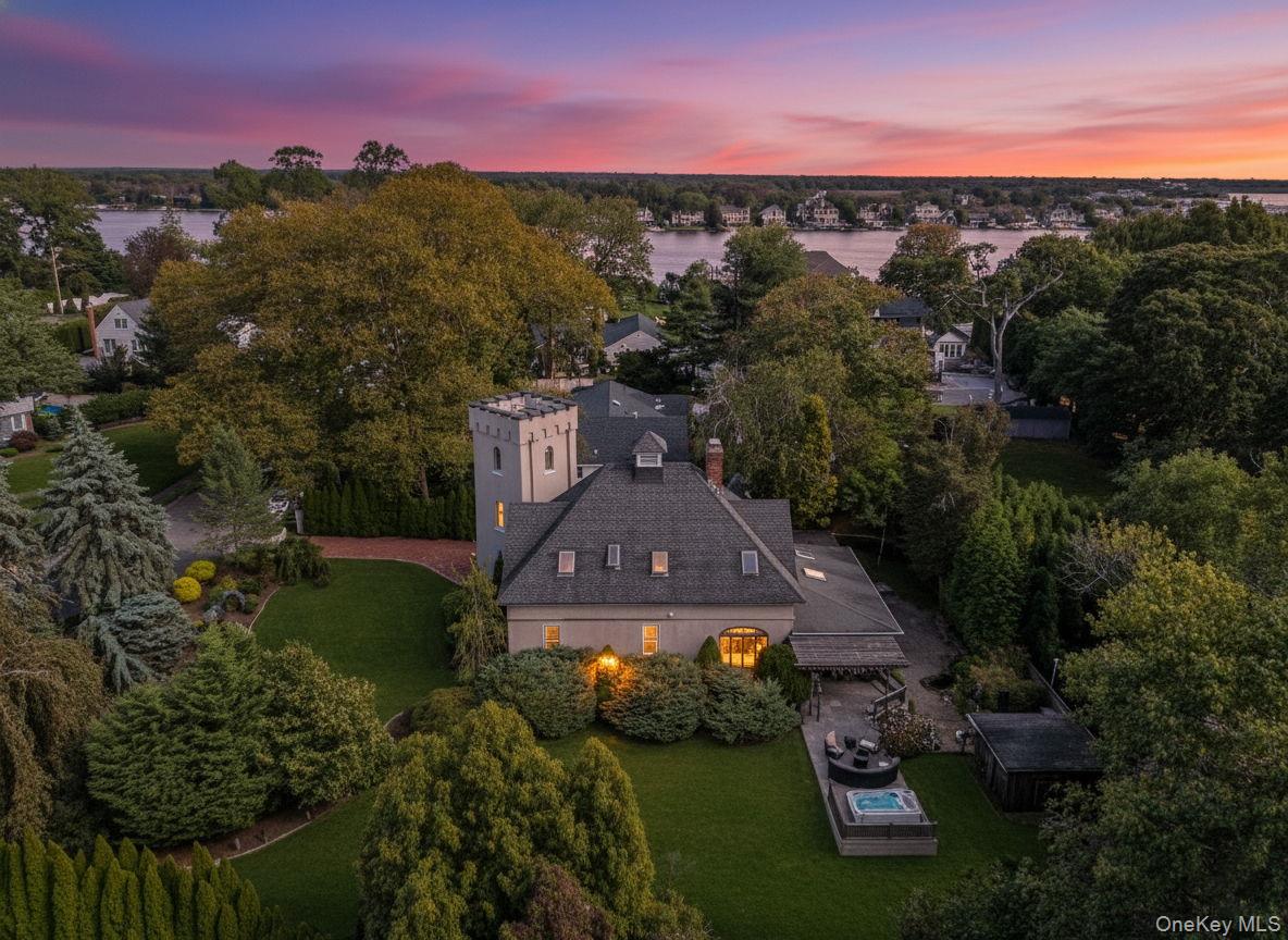 50 O'Connell Court, Great River, NY 11739