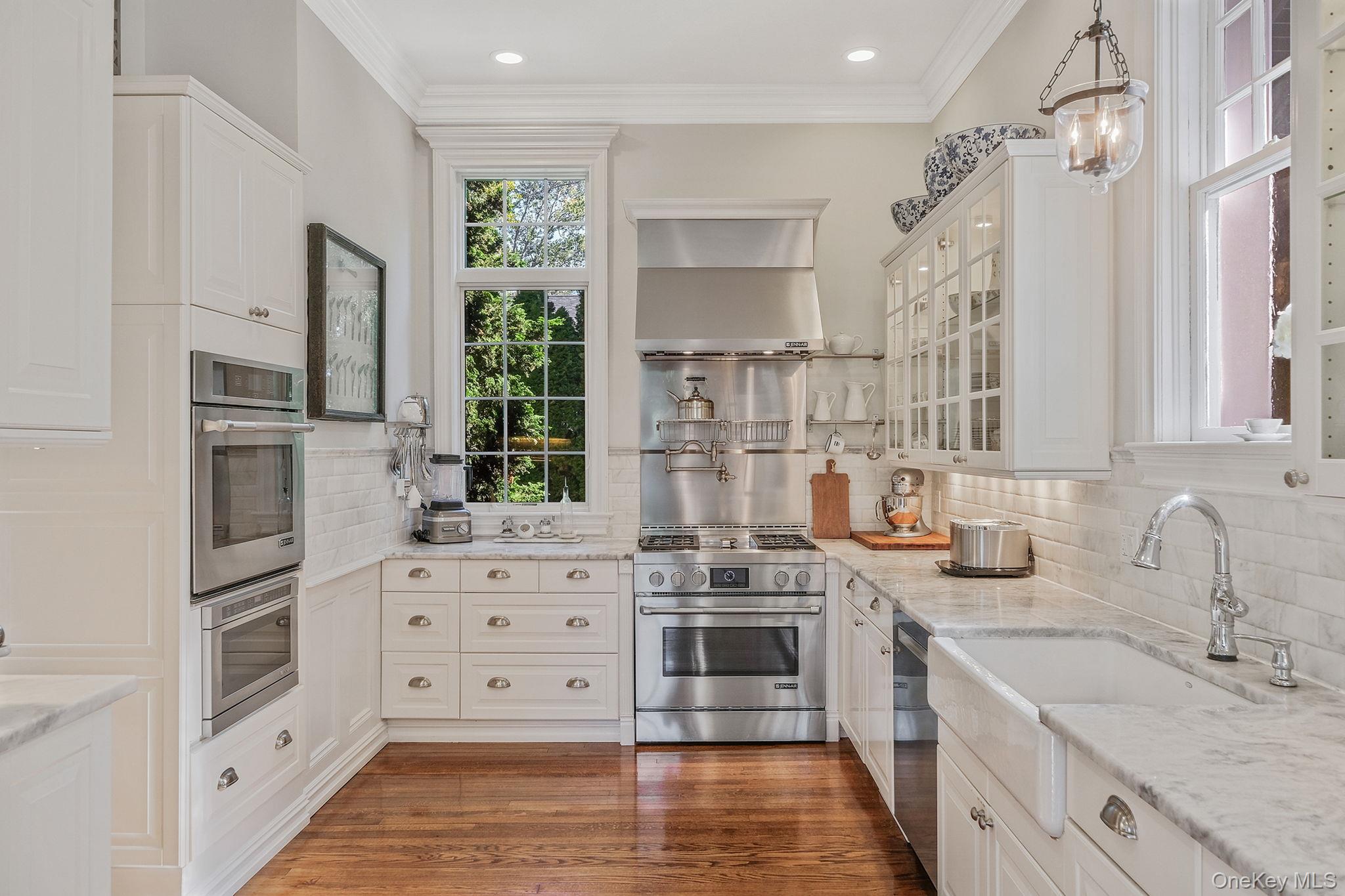 50 O'Connell Court, Great River, NY 11739