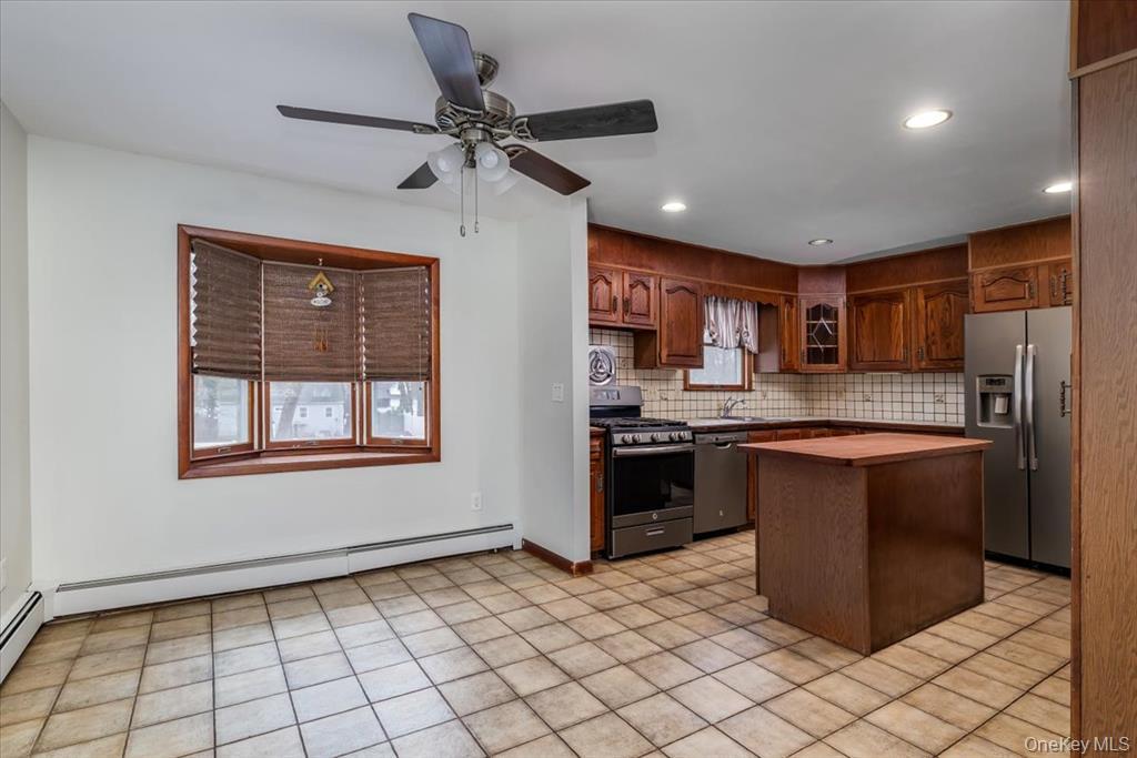 18 Brandywine Drive, Mastic, NY 11950