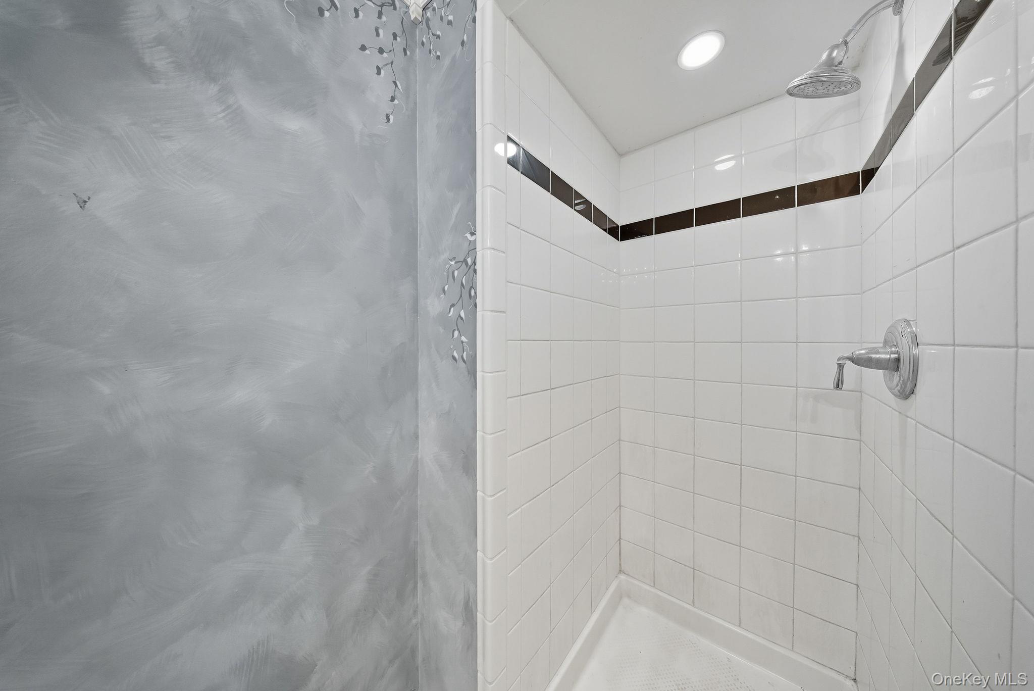 52 Hill Road, Middletown, NY 10941