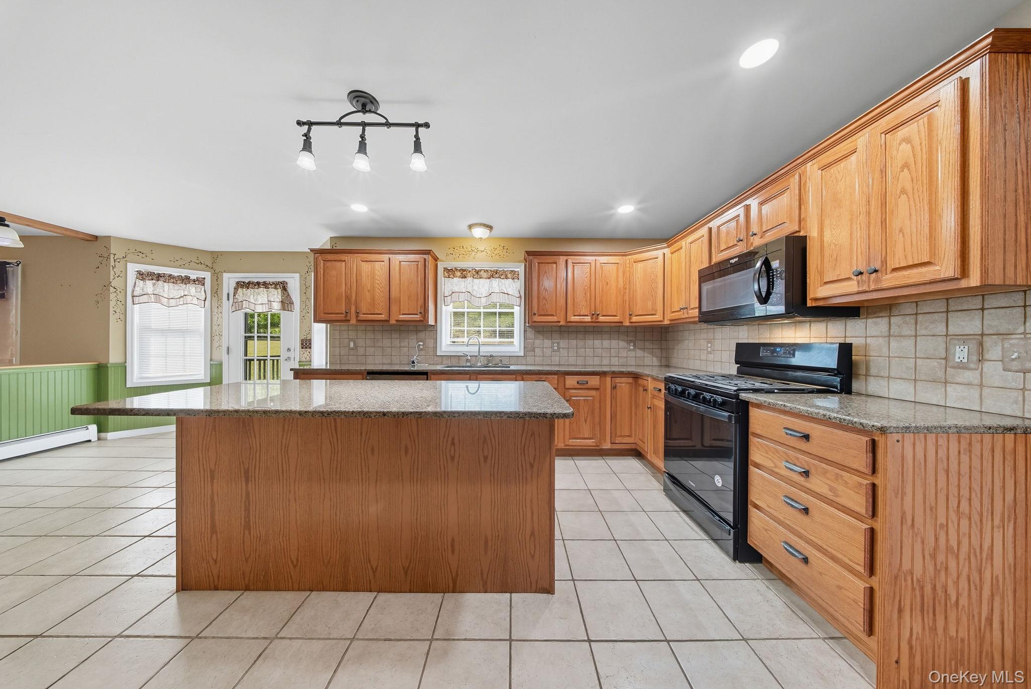 52 Hill Road, Middletown, NY 10941