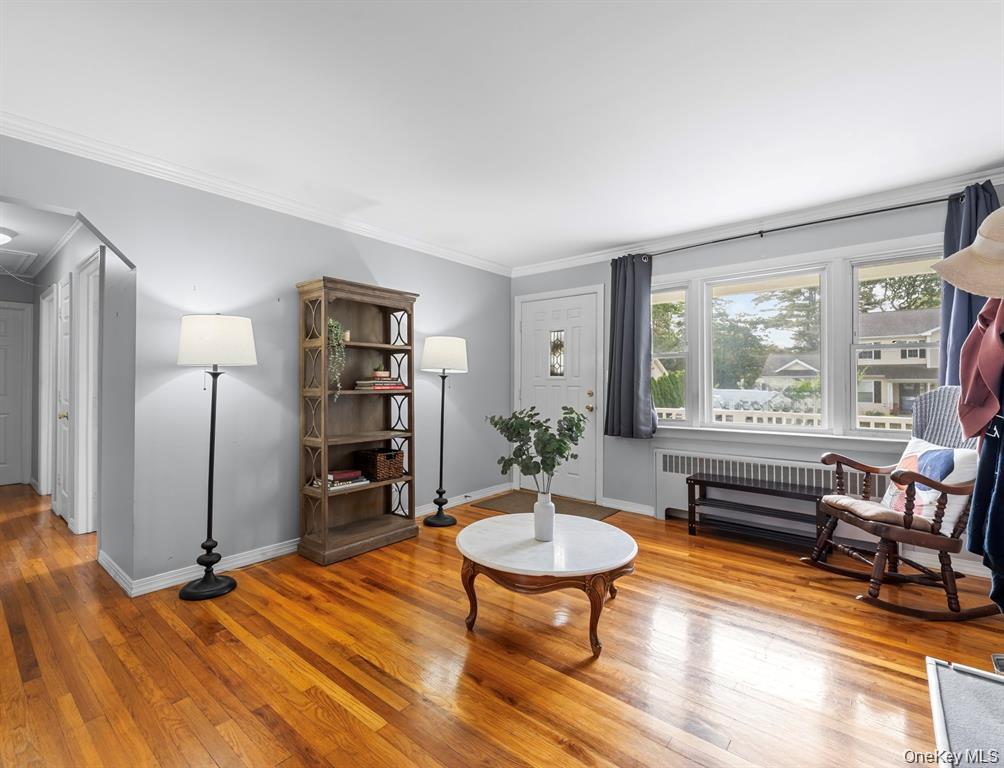 111 Cedar Oaks Avenue, Farmingville, NY 11738