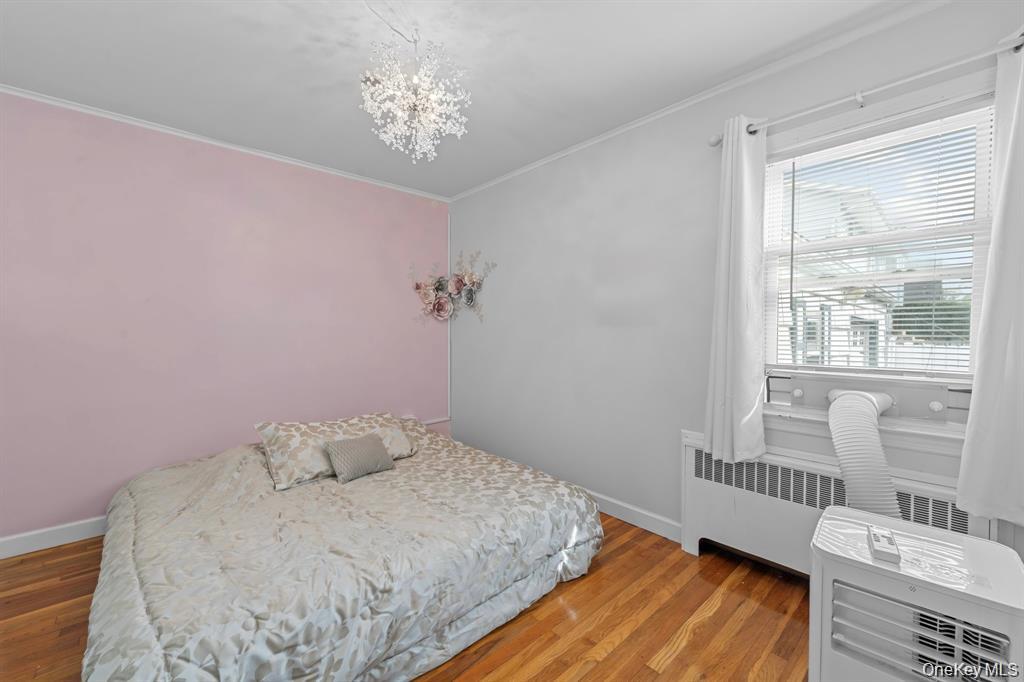 111 Cedar Oaks Avenue, Farmingville, NY 11738