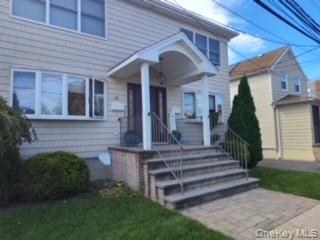 10 Cornelia Street, Farmingdale, NY 11735