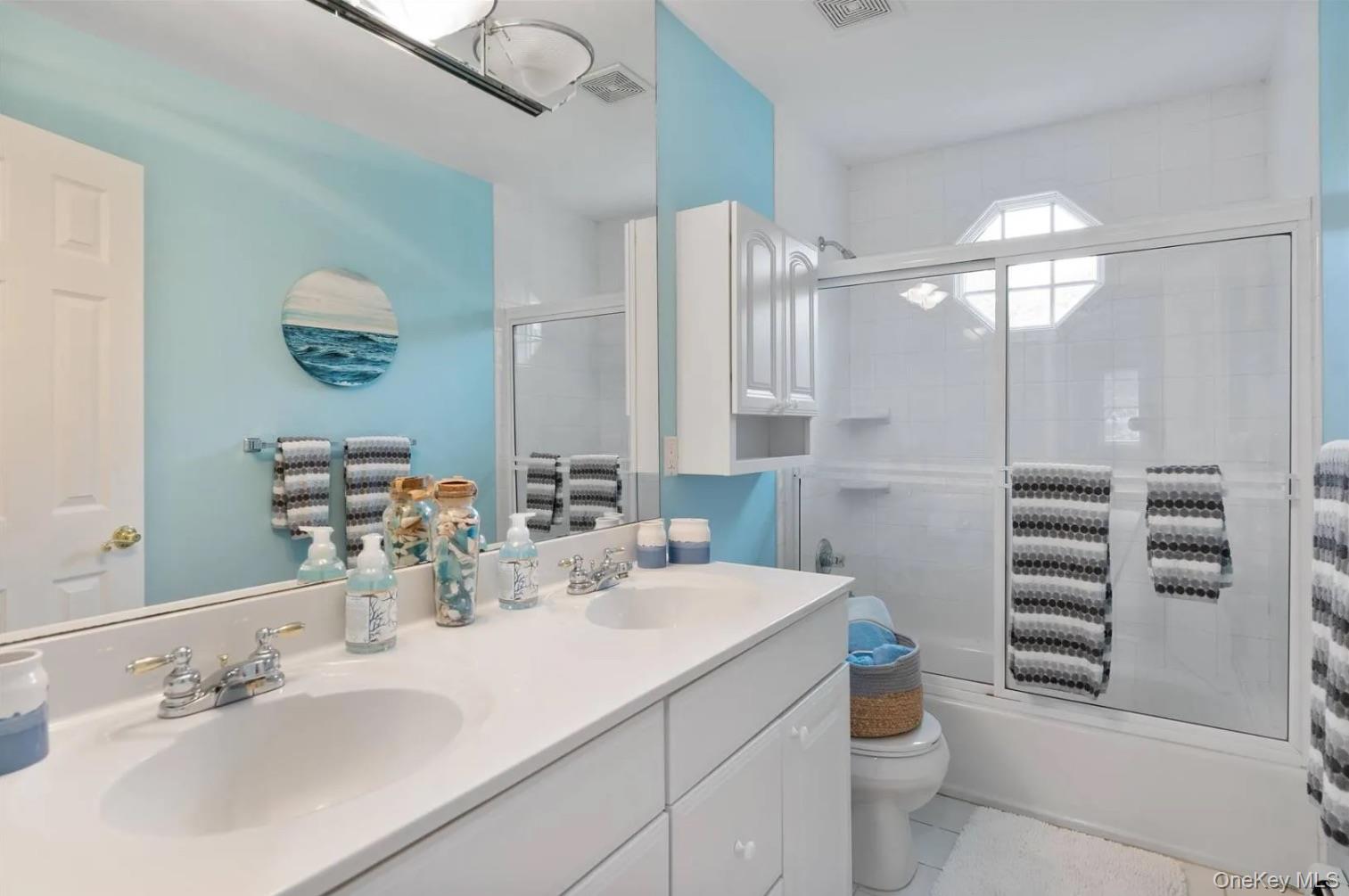 5 Mill Race Road, Hampton Bays, NY 11946