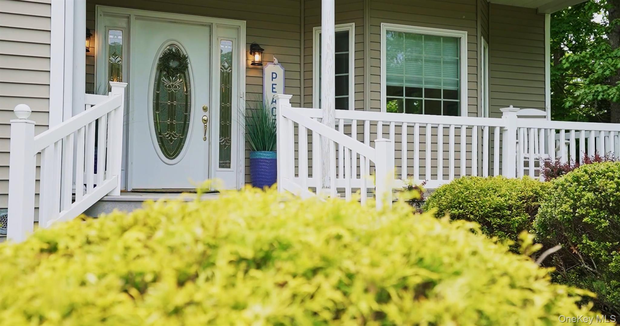 5 Mill Race Road, Hampton Bays, NY 11946