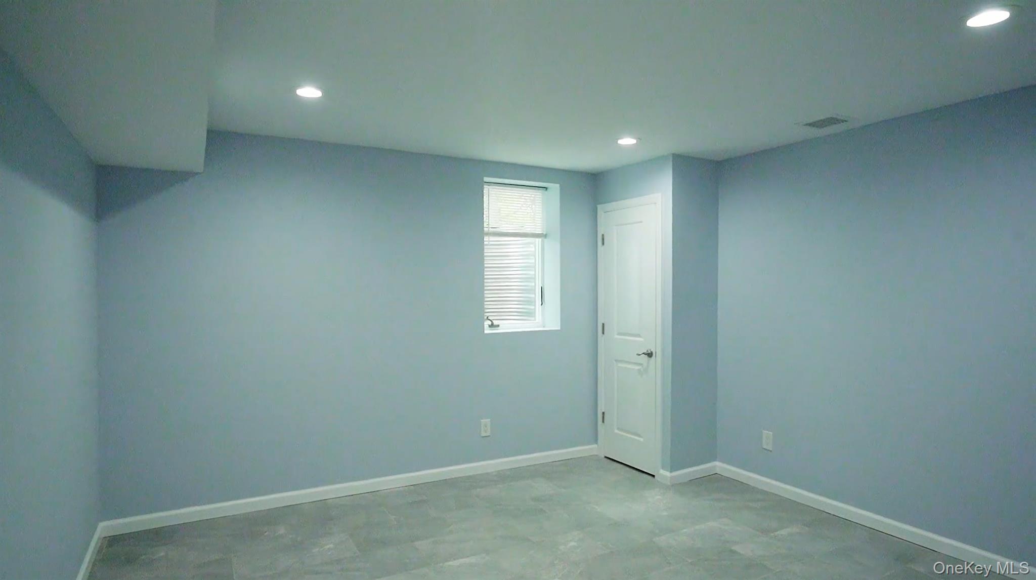 5 Mill Race Road, Hampton Bays, NY 11946