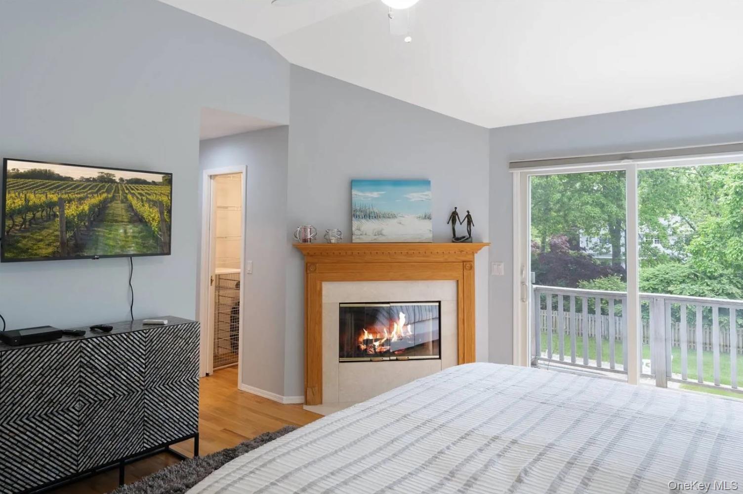 5 Mill Race Road, Hampton Bays, NY 11946