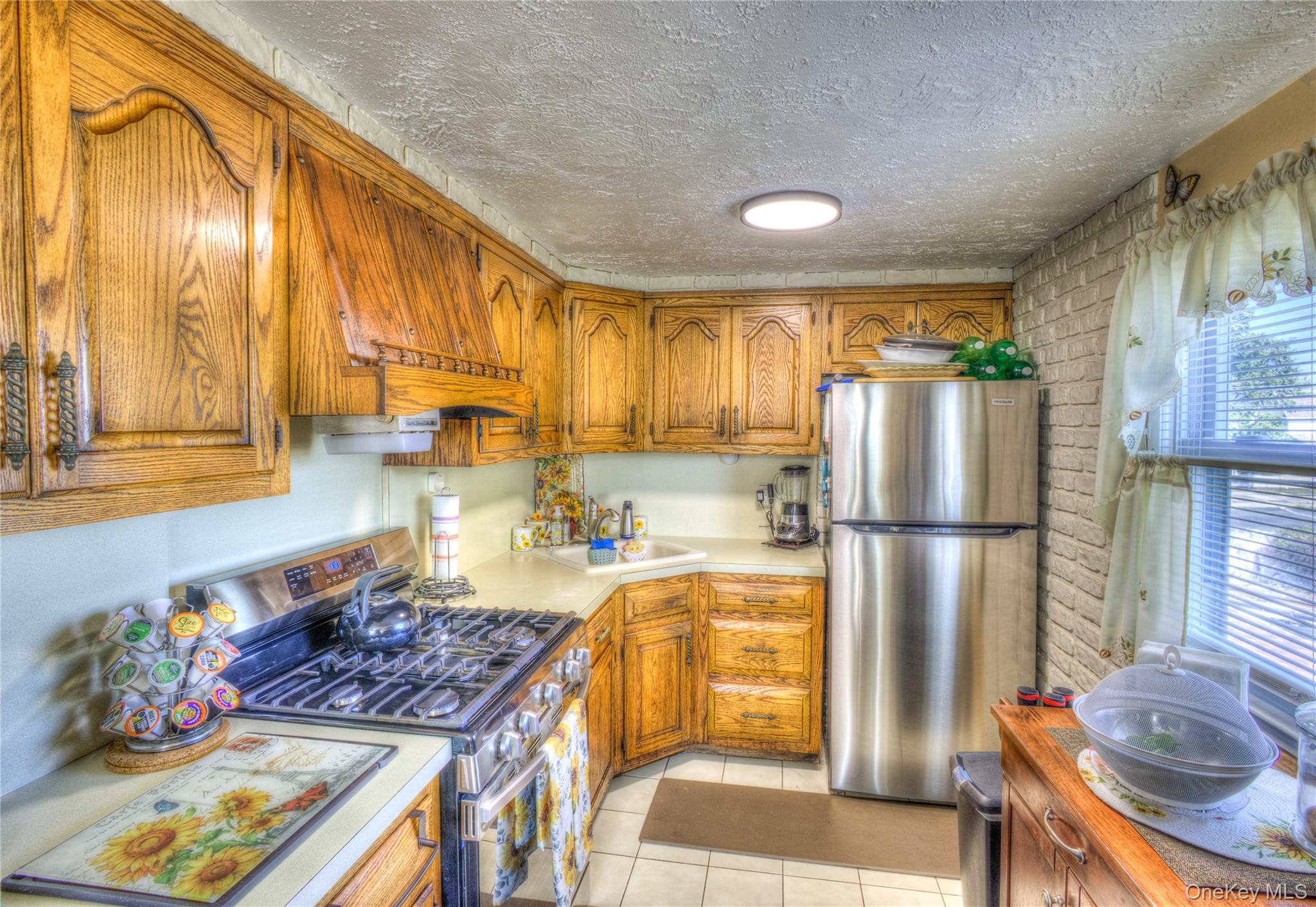 1 Alexine Avenue, East Rockaway, NY 11518