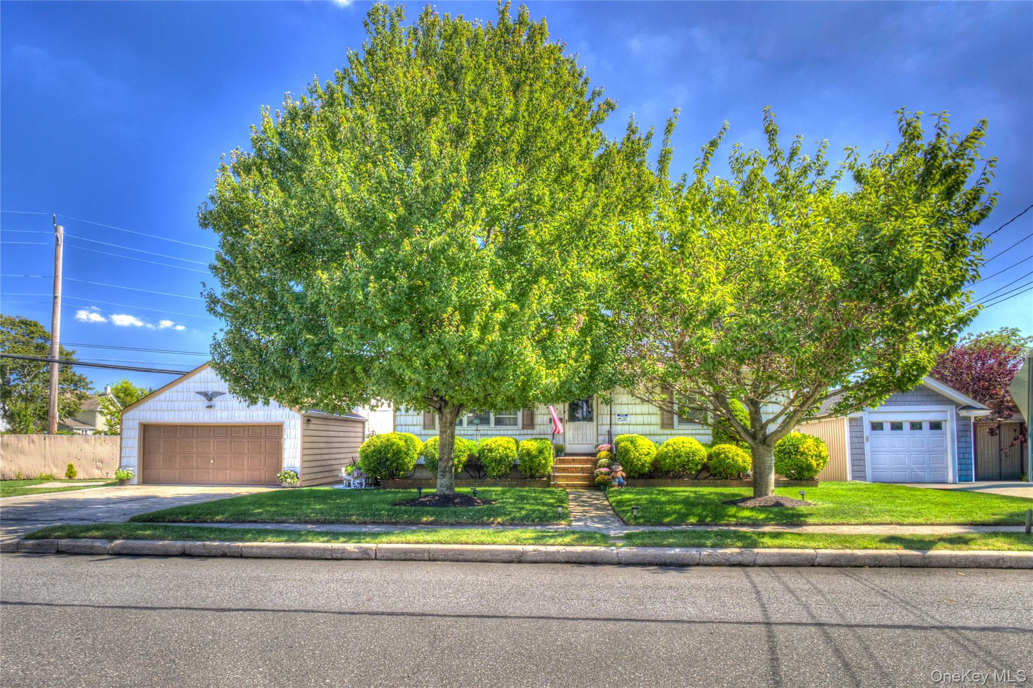 1 Alexine Avenue, East Rockaway, NY 11518