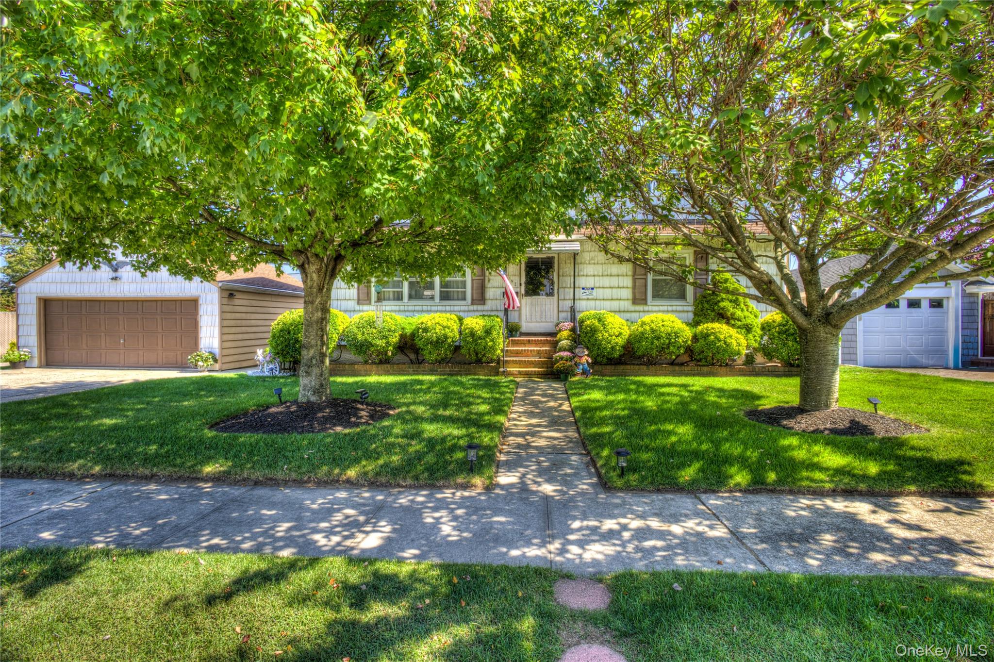 1 Alexine Avenue, East Rockaway, NY 11518