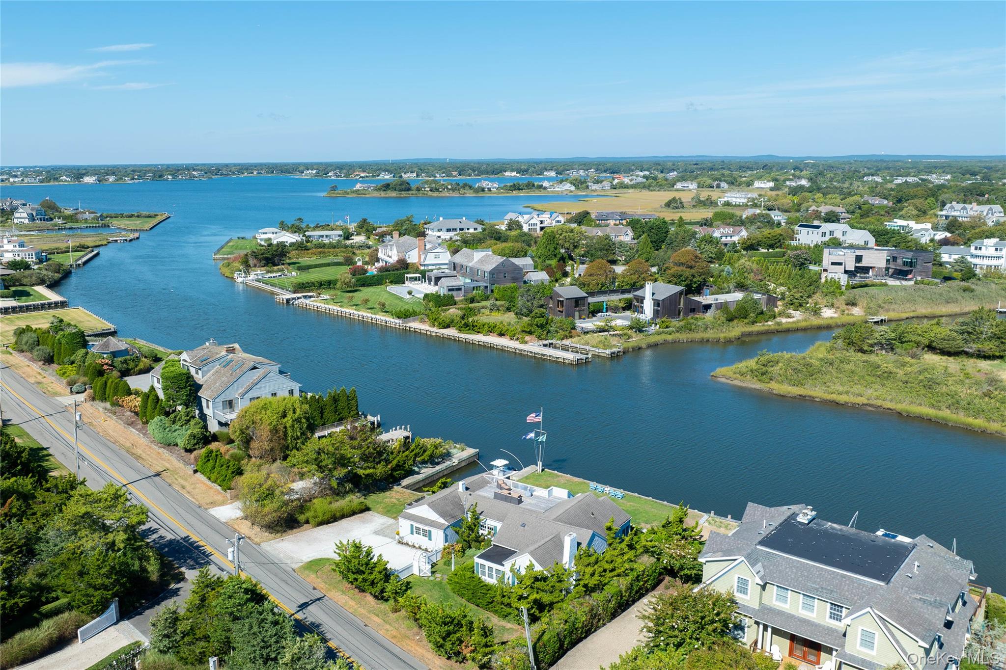 39 Dune Road, Quogue, NY 11959