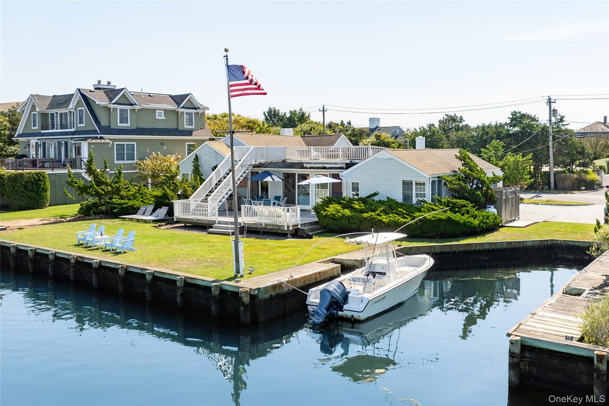 39 Dune Road, Quogue, NY 11959