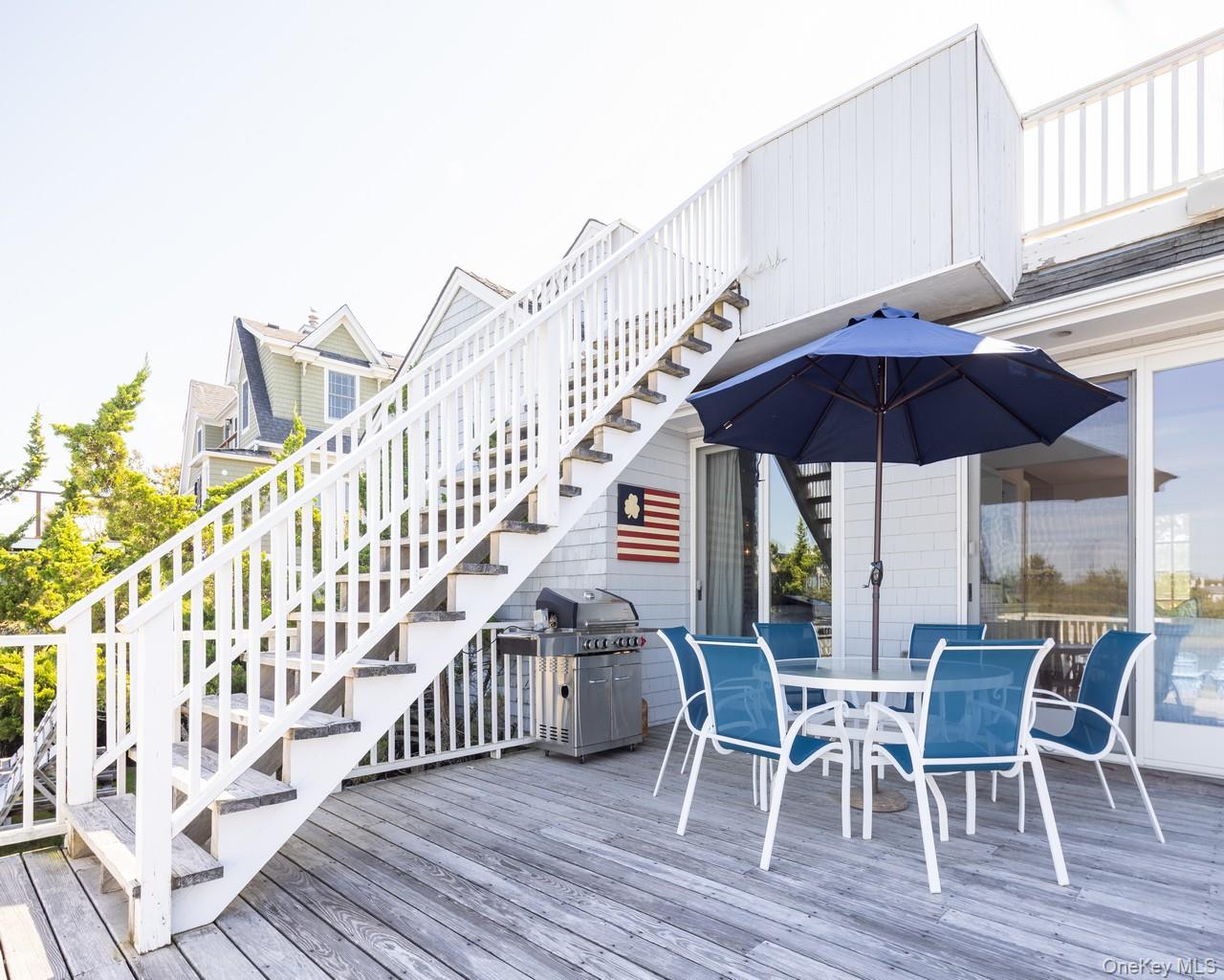 39 Dune Road, Quogue, NY 11959