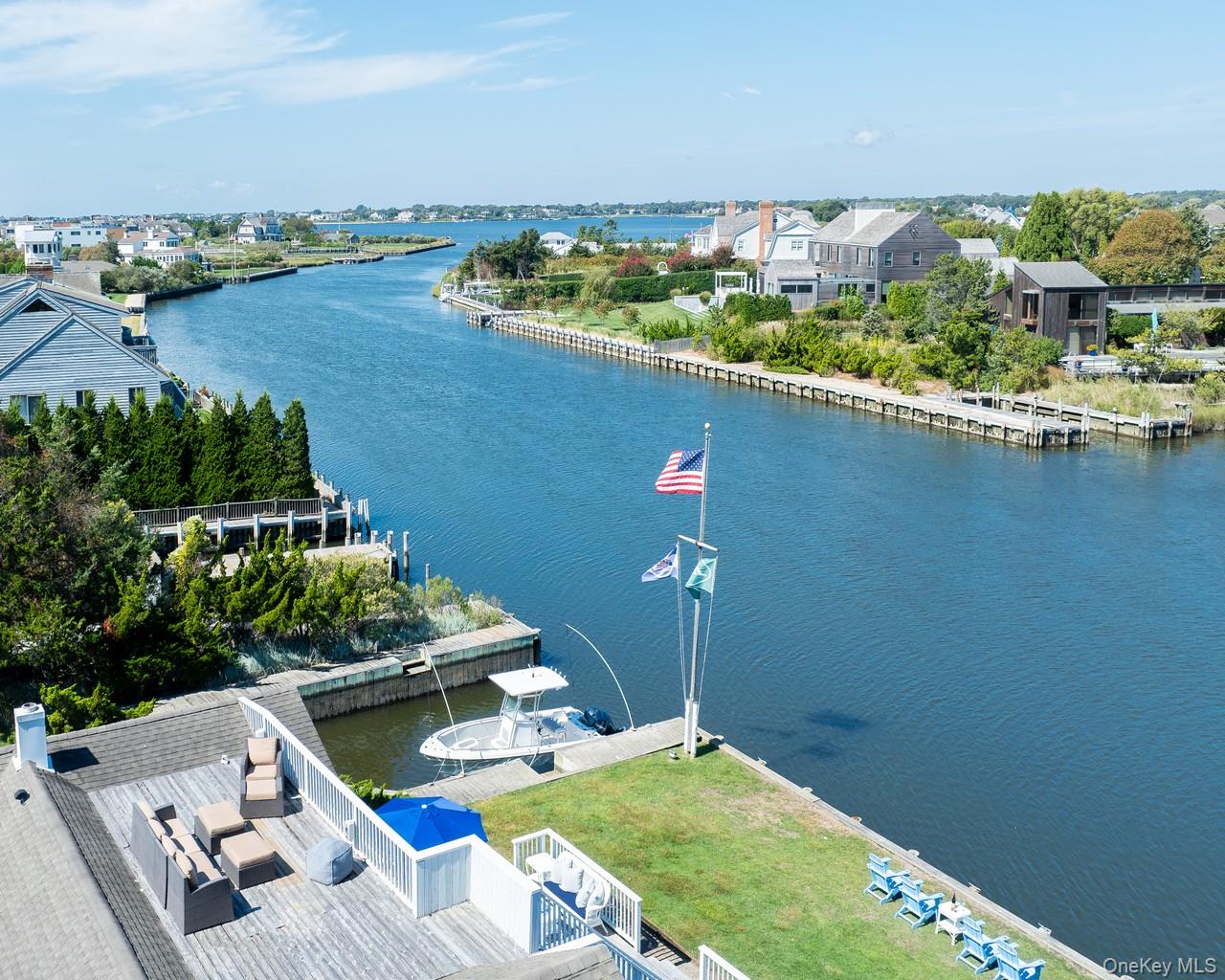 39 Dune Road, Quogue, NY 11959