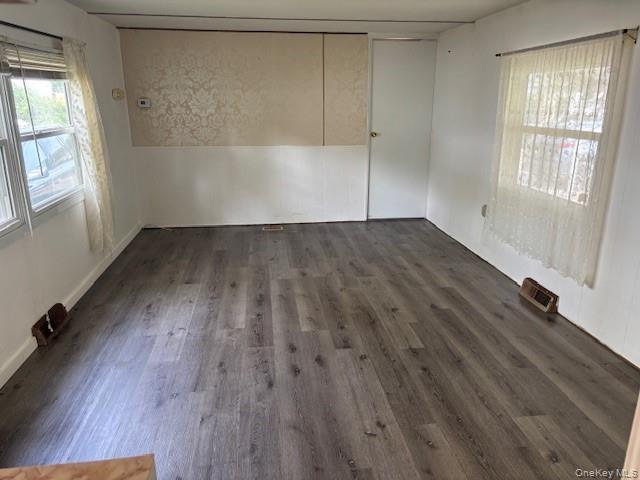 37-73 Hubbard Ave, Riverhead, NY 11901