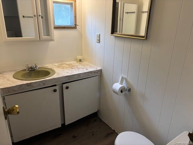 37-73 Hubbard Ave, Riverhead, NY 11901