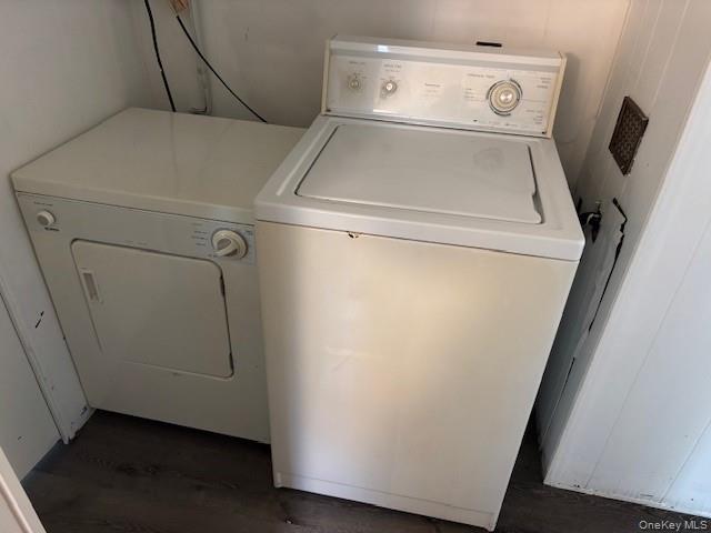 37-73 Hubbard Ave, Riverhead, NY 11901