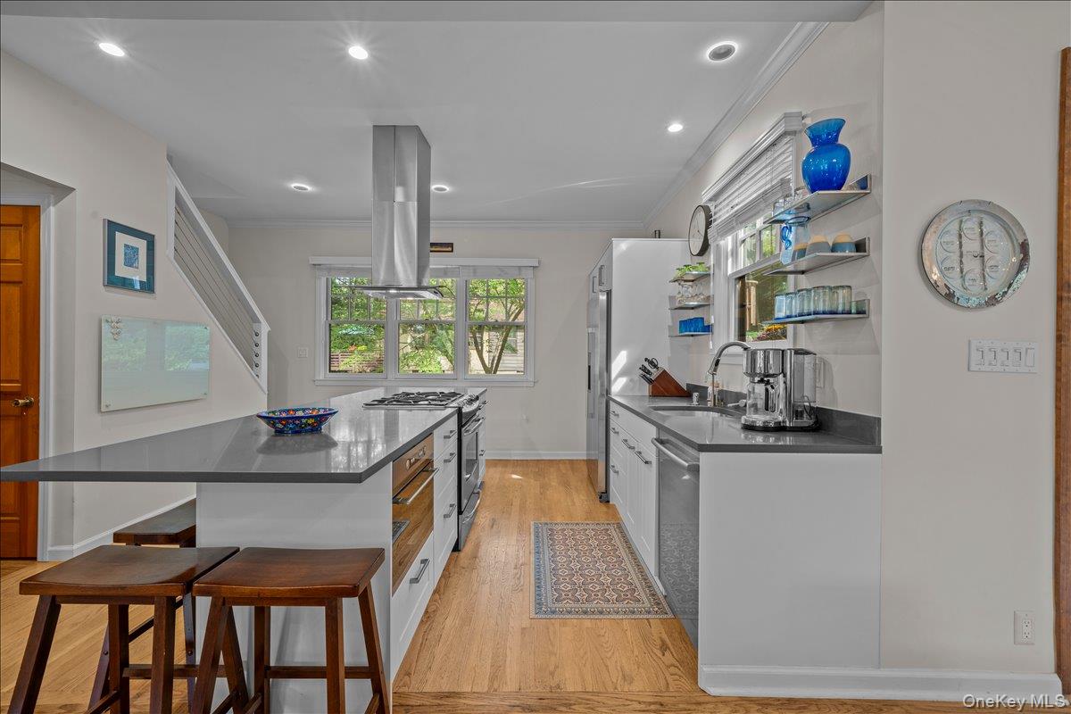 99 Pinecrest Parkway, Hastings-on-Hudson, NY 10706